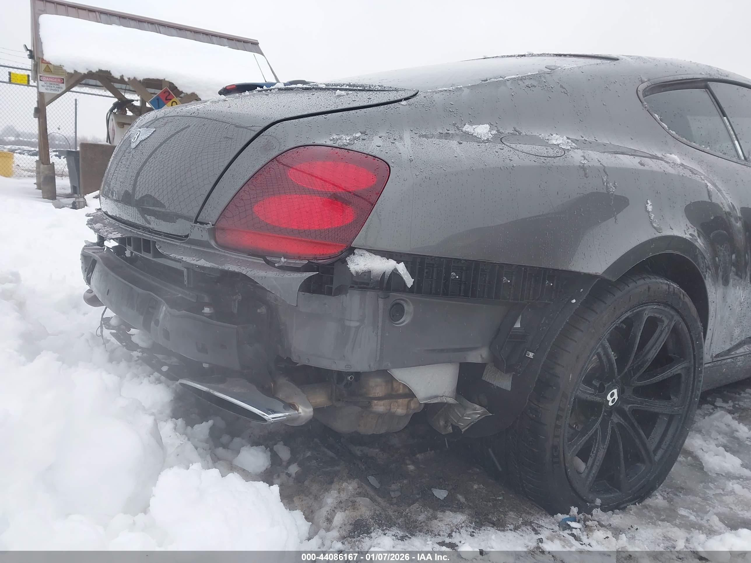 BENTLEY CONTINENTAL image 6