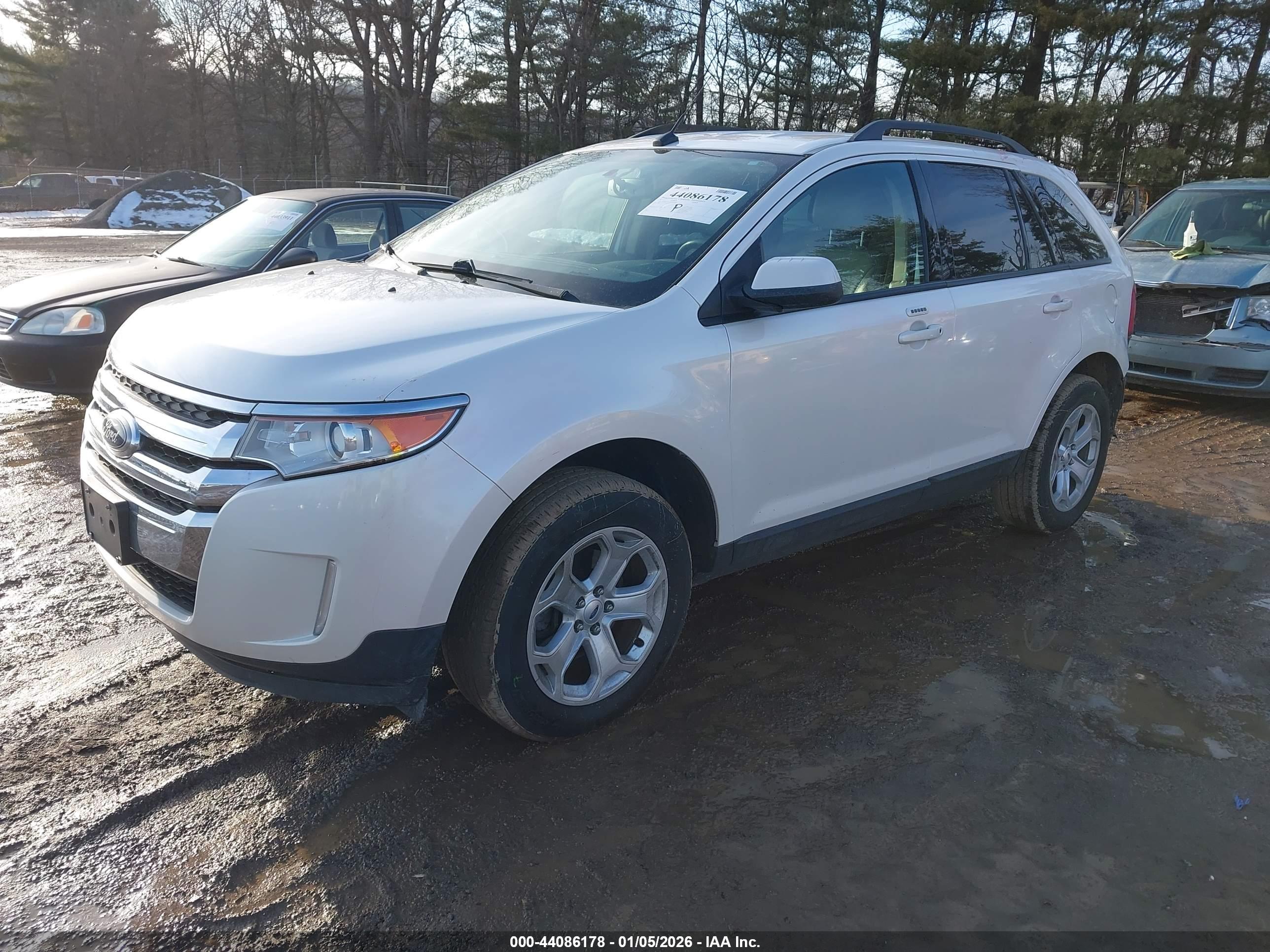 FORD EDGE image 2