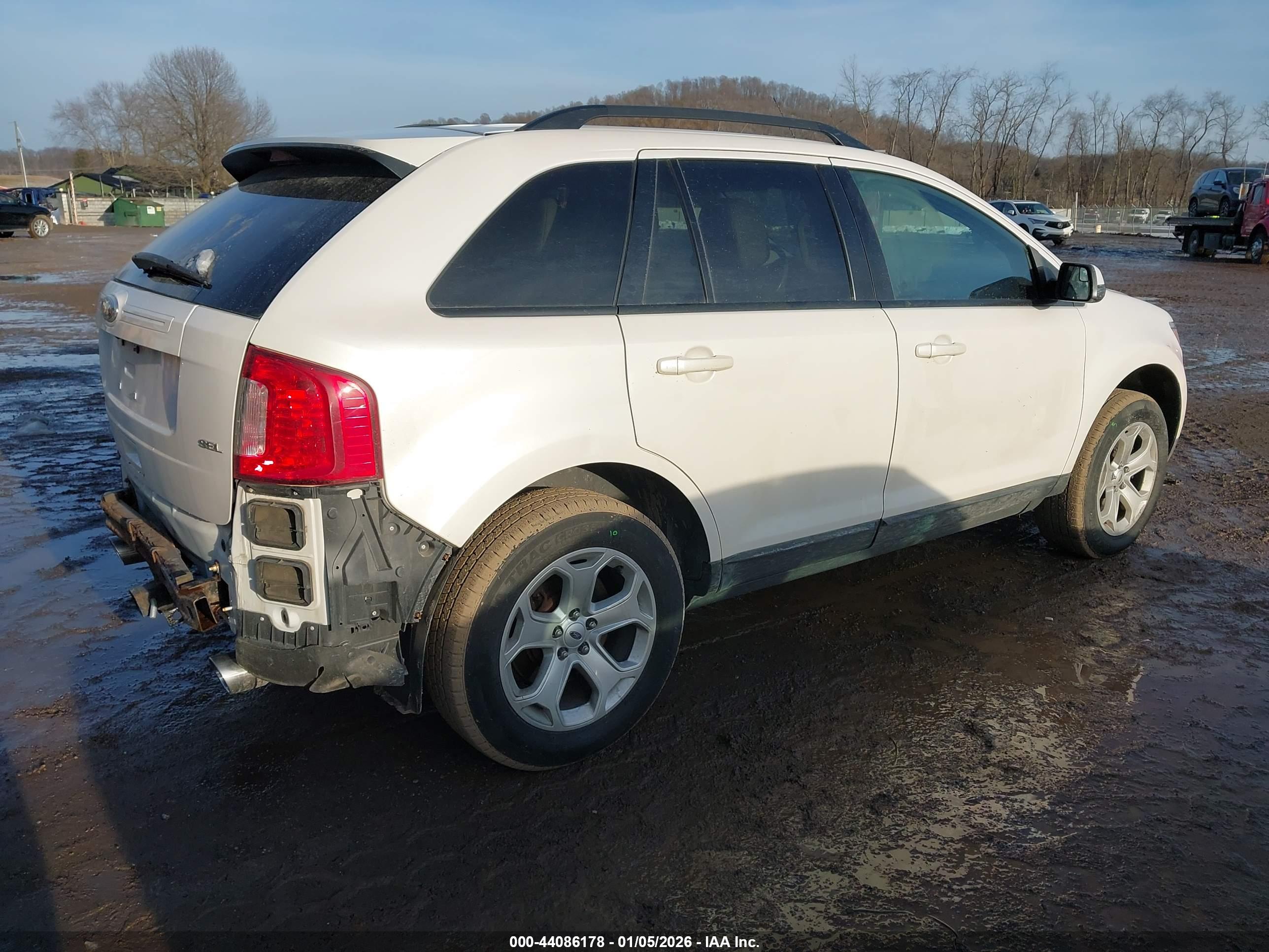 FORD EDGE image 4