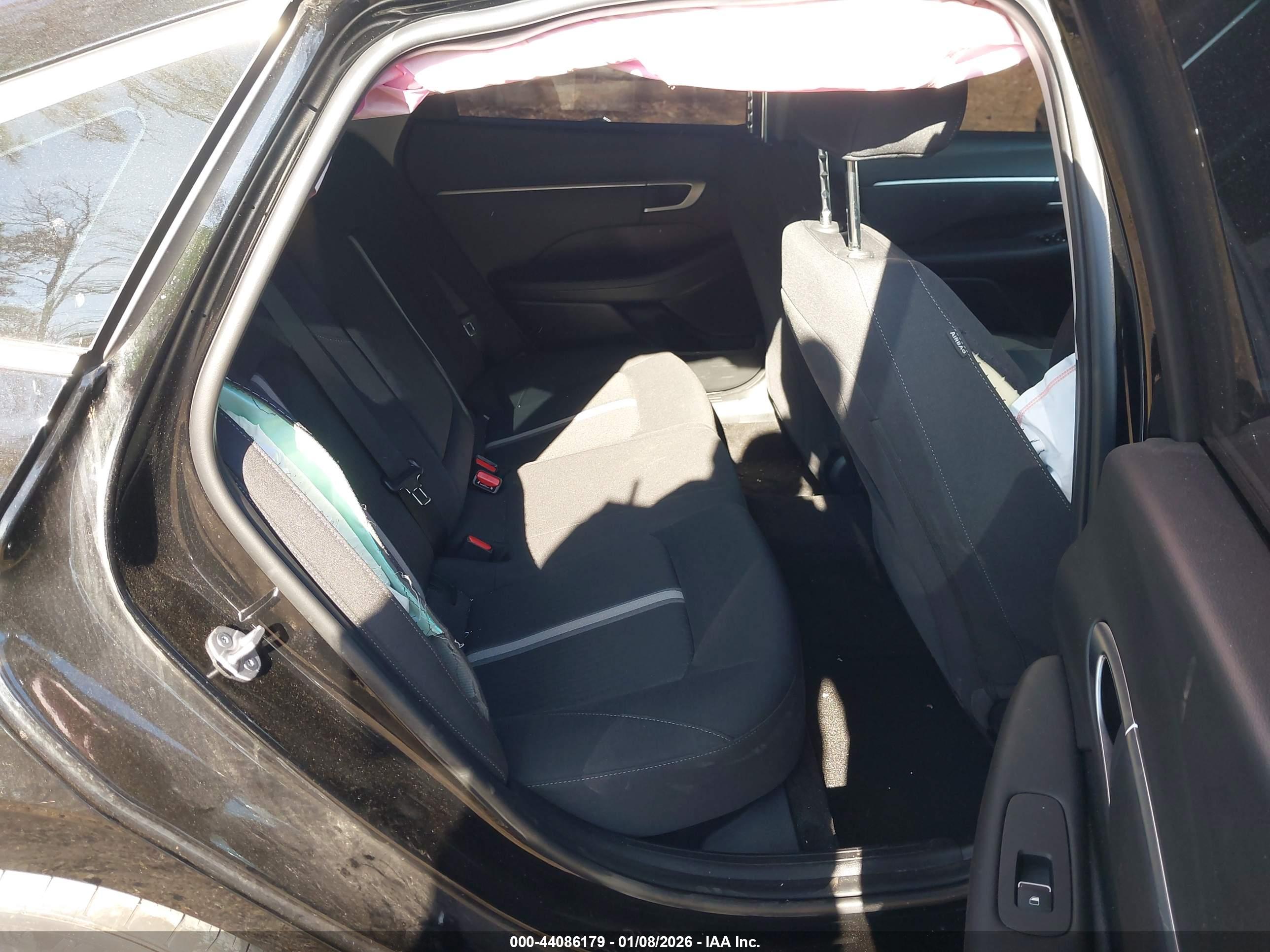 HYUNDAI SONATA image 8