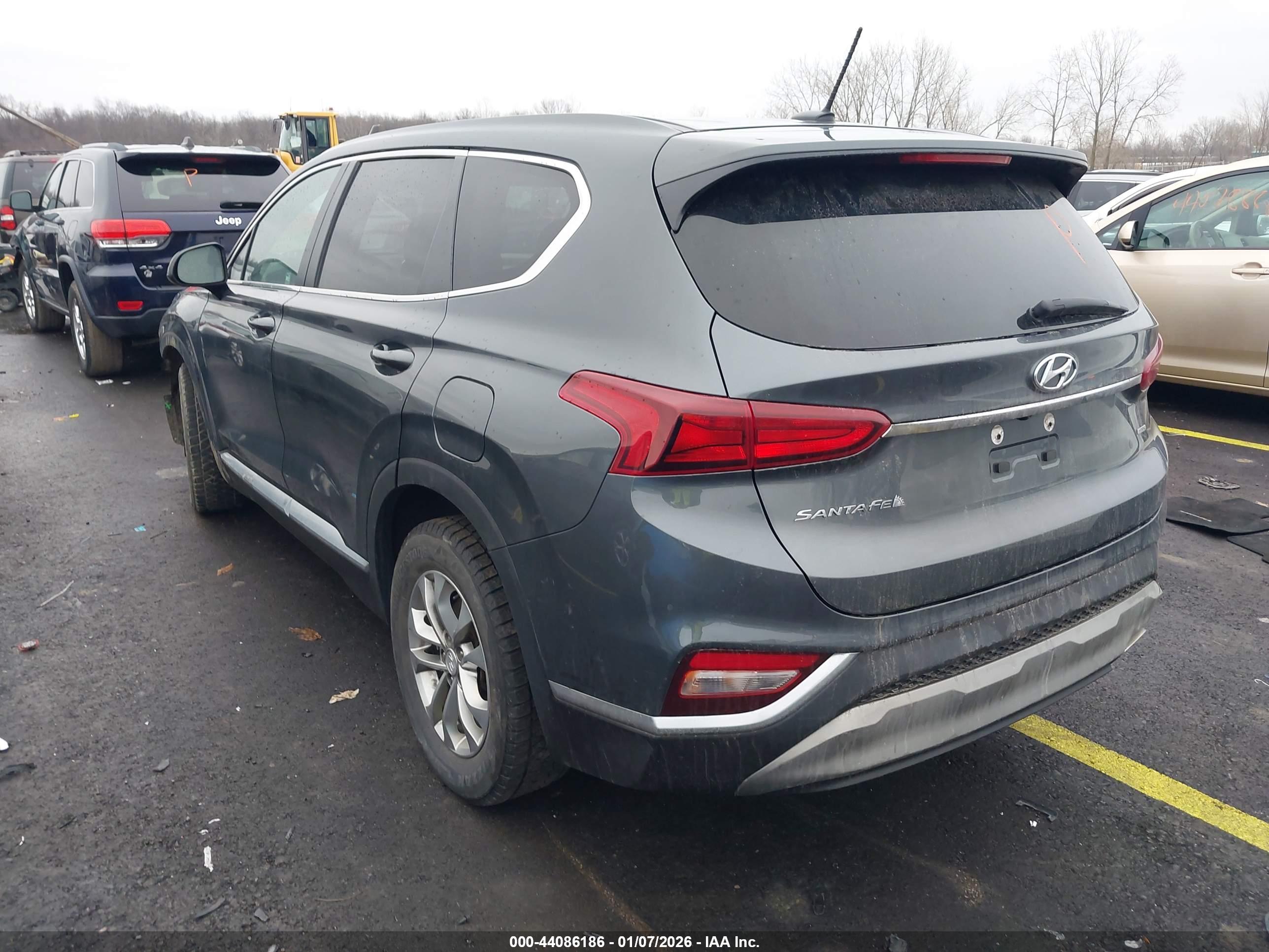 HYUNDAI SANTA image 3