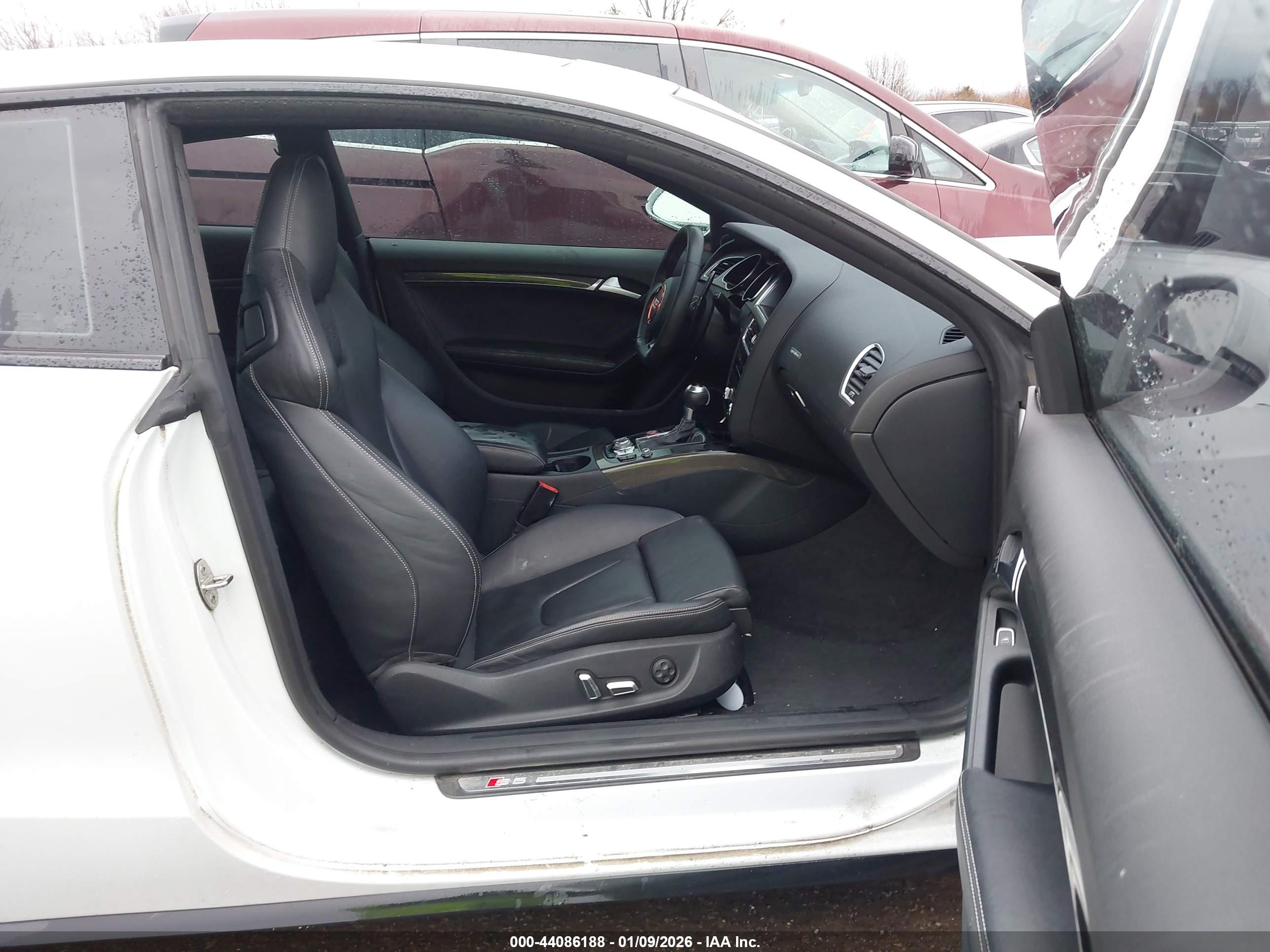 AUDI S5 image 5