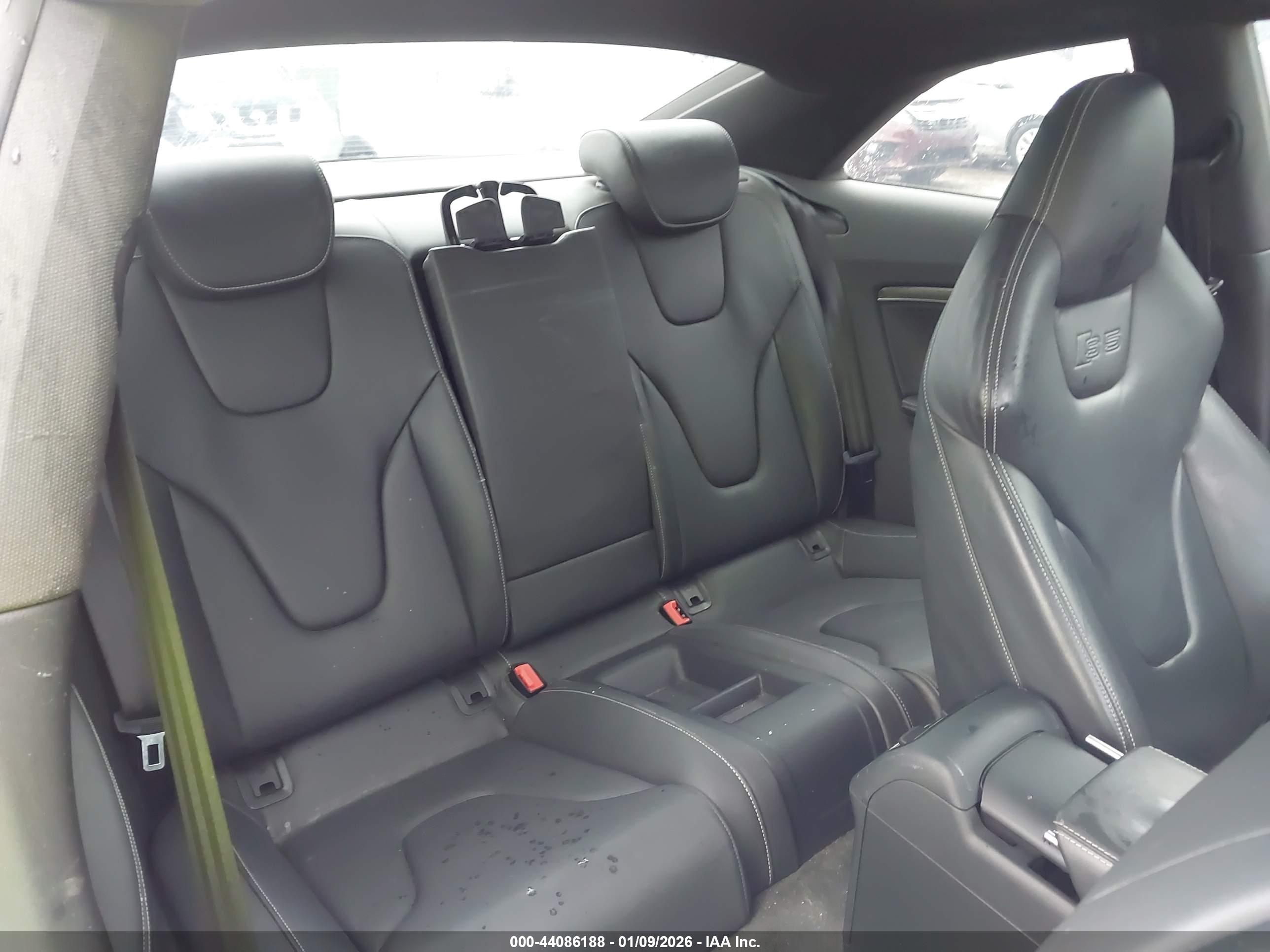 AUDI S5 image 8