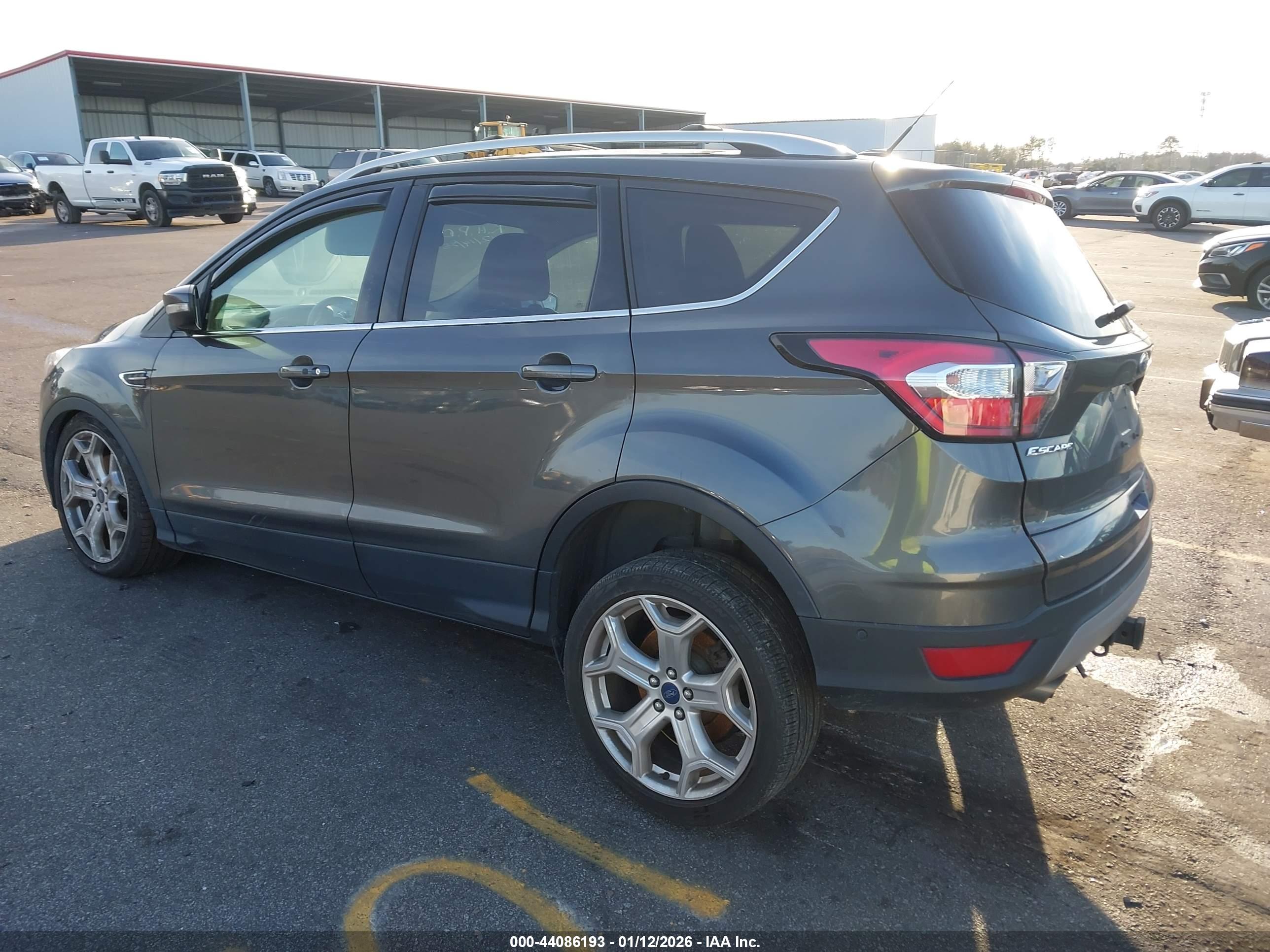 FORD ESCAPE image 3