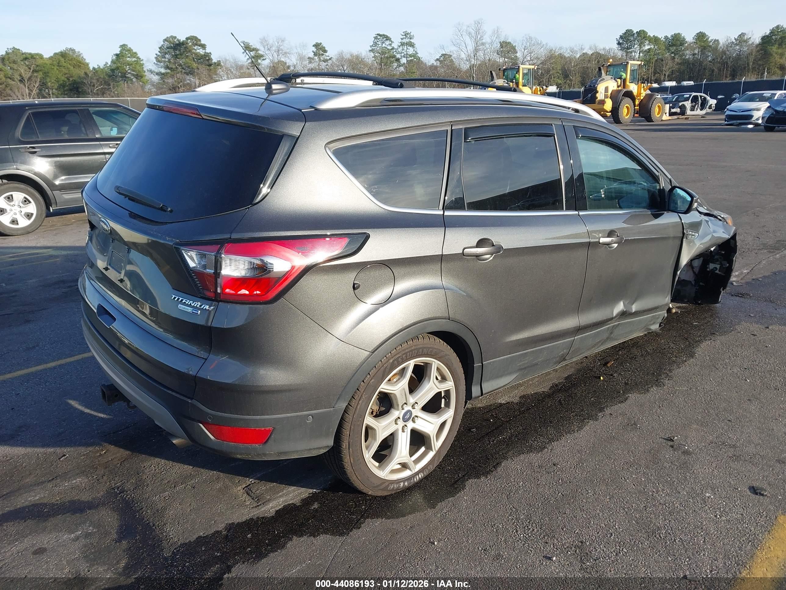 FORD ESCAPE image 4