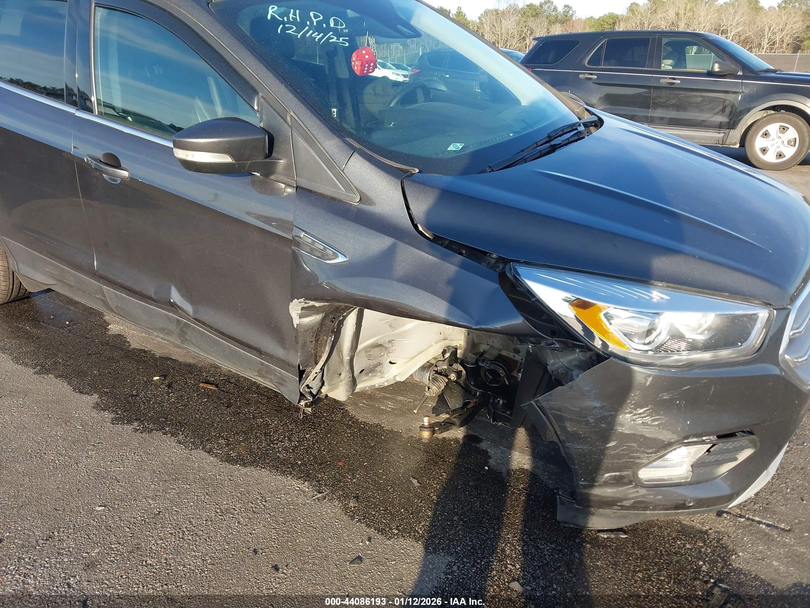 FORD ESCAPE image 6