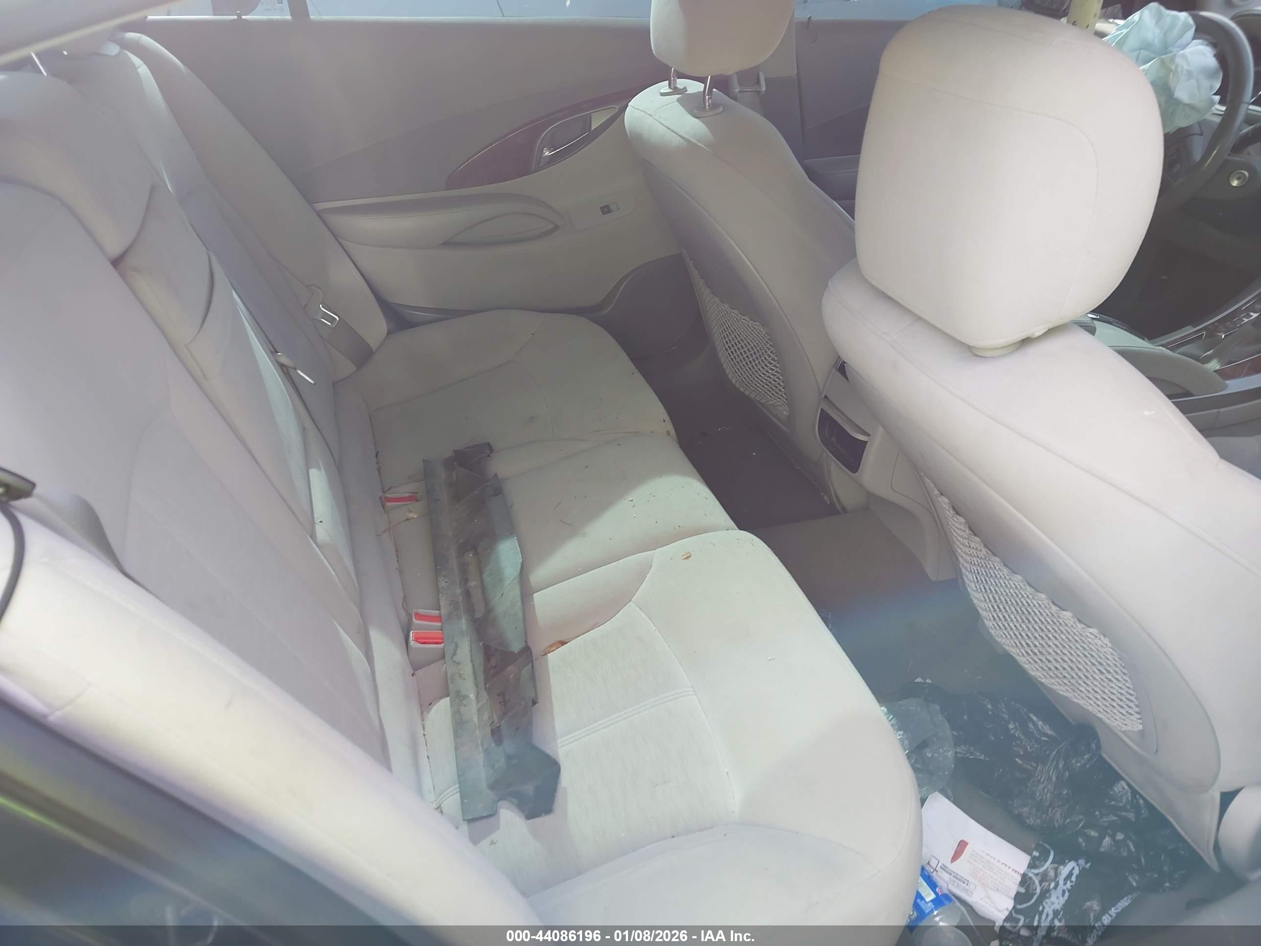 BUICK LACROSSE image 8