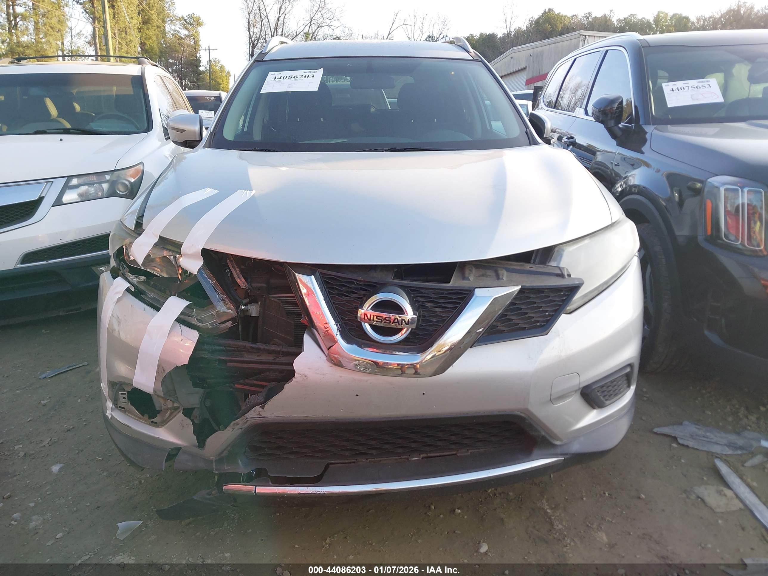 NISSAN ROGUE image 6