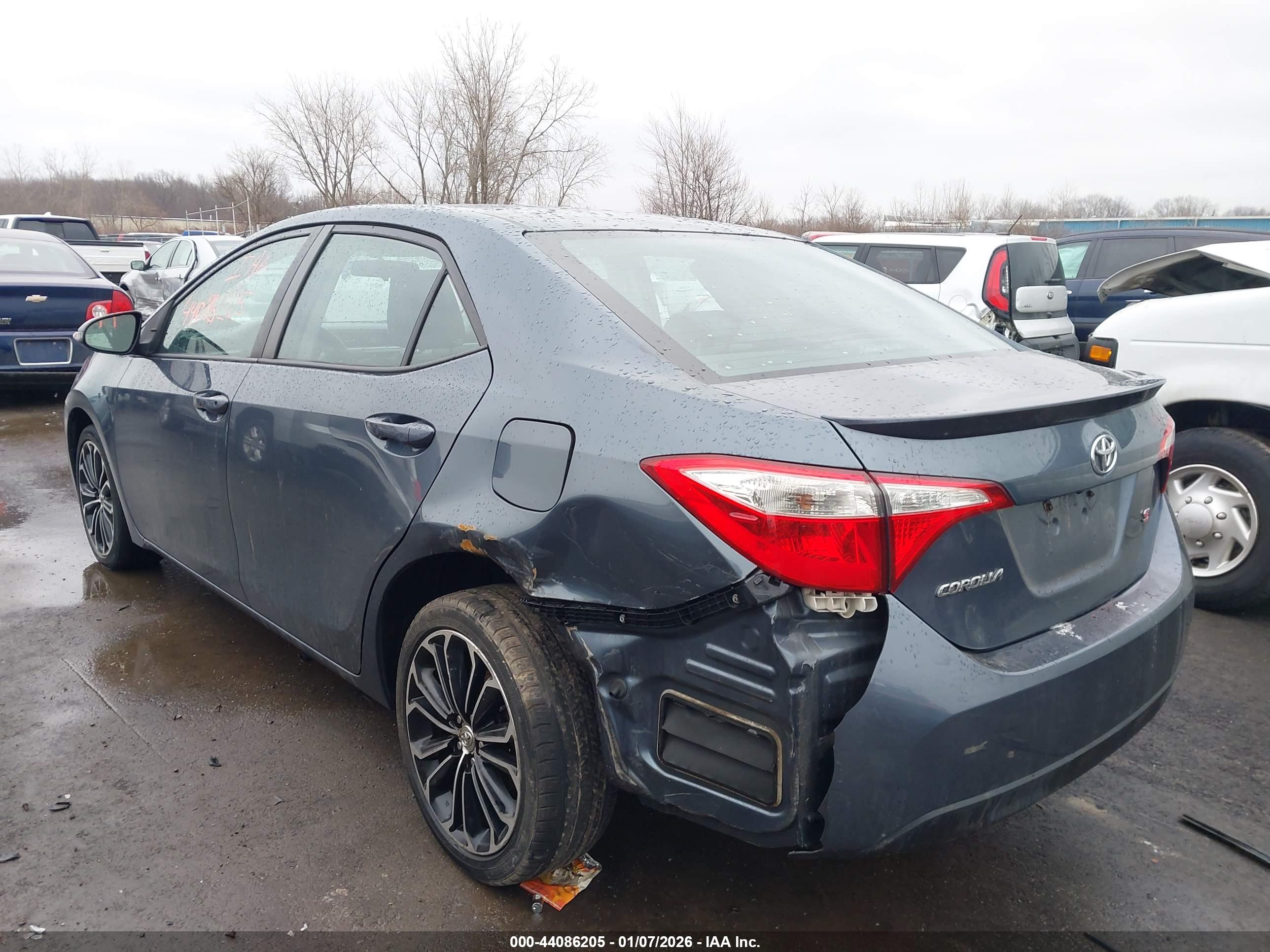 TOYOTA COROLLA image 3