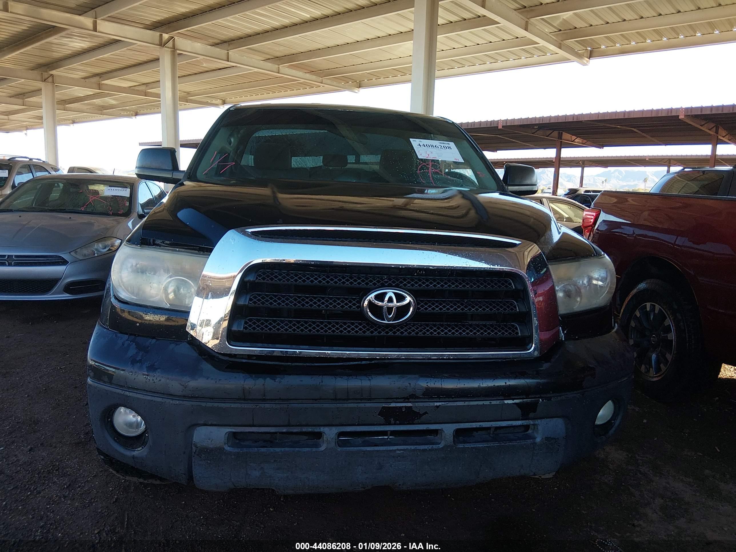 TOYOTA TUNDRA image 6