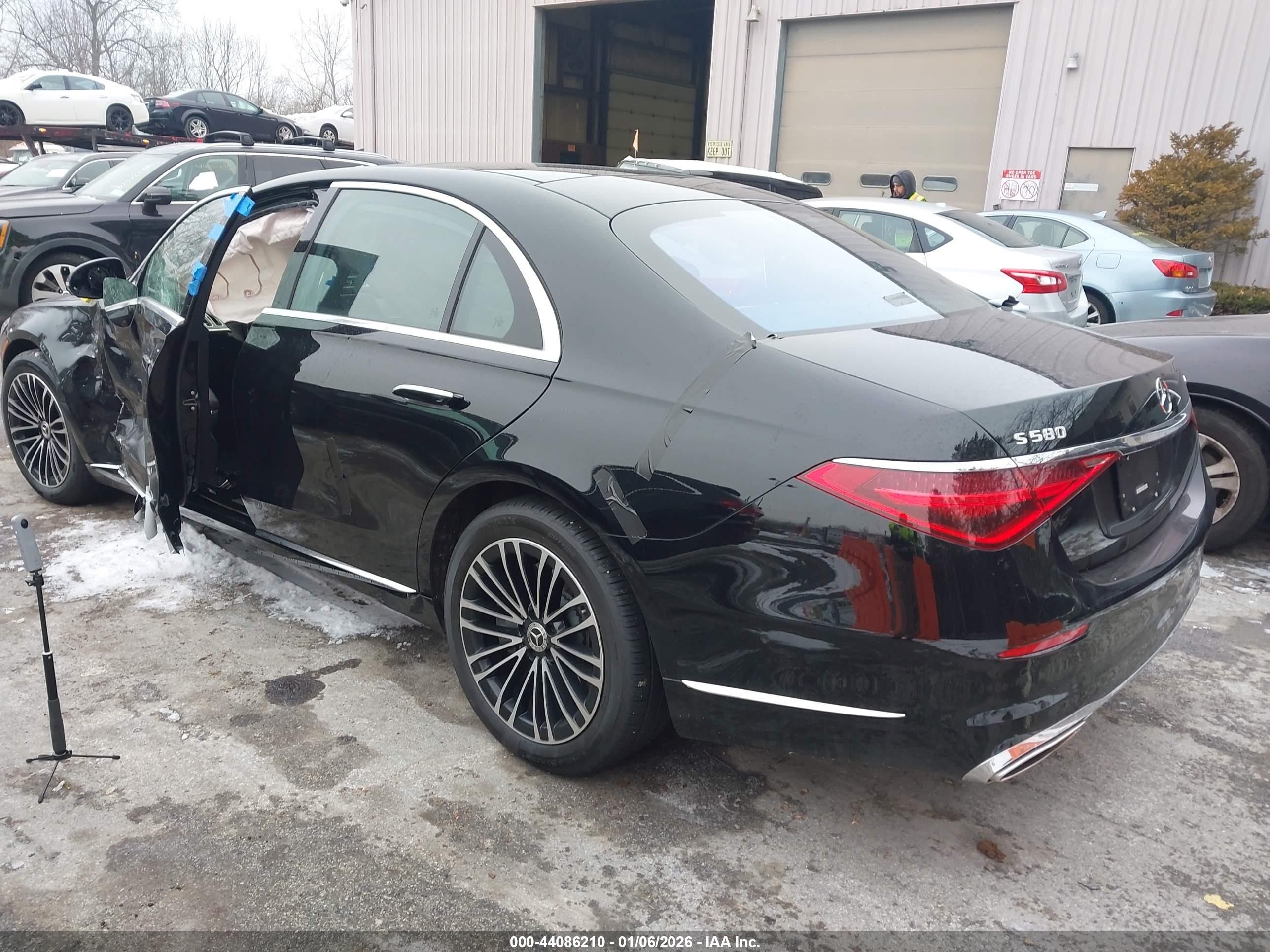 MERCEDES-BENZ S image 3