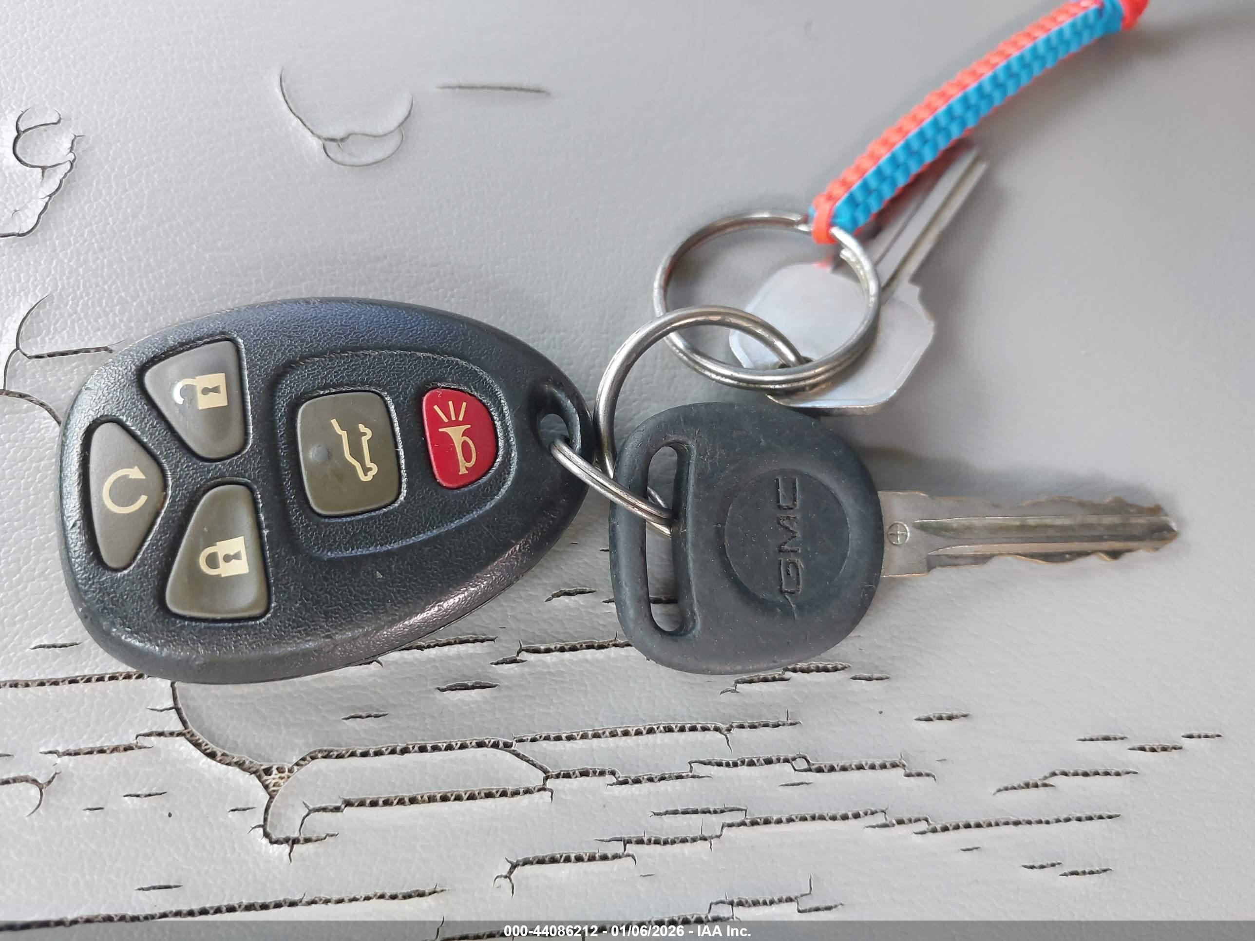GMC ACADIA image 11