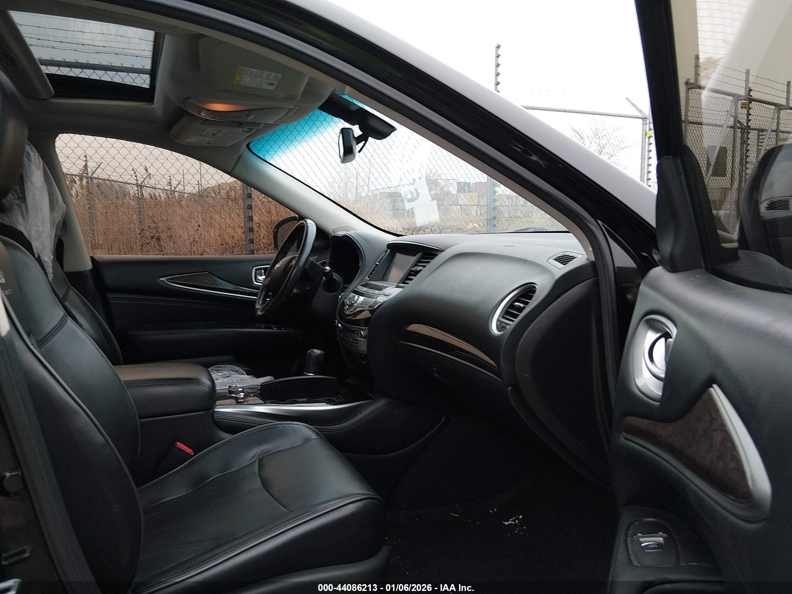 INFINITI QX60 image 5