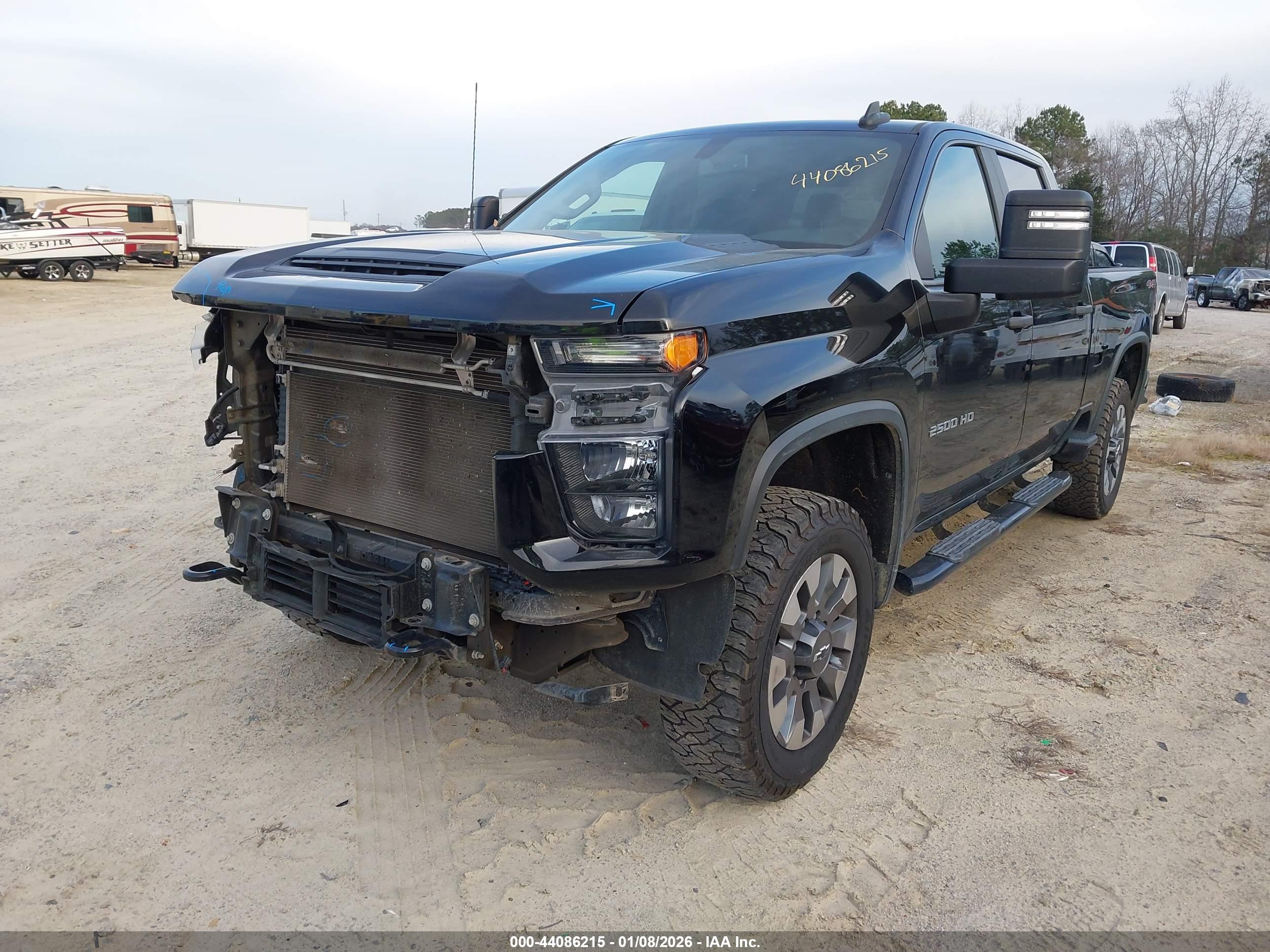 CHEVROLET SILVERADO image 2