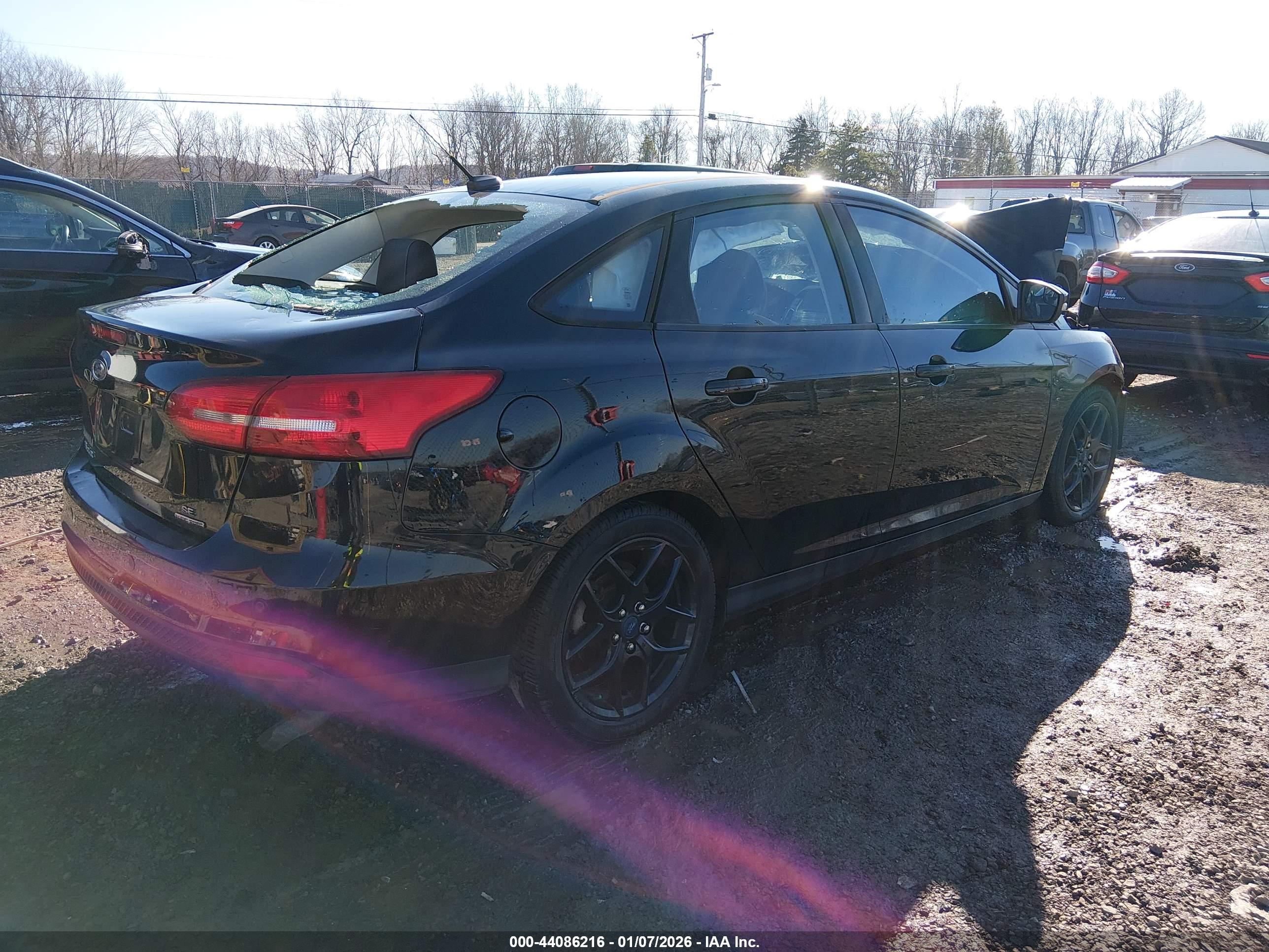 FORD FOCUS image 4