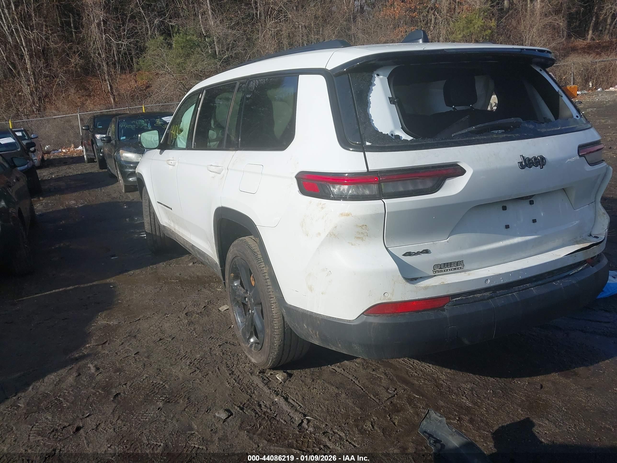JEEP GRAND image 3