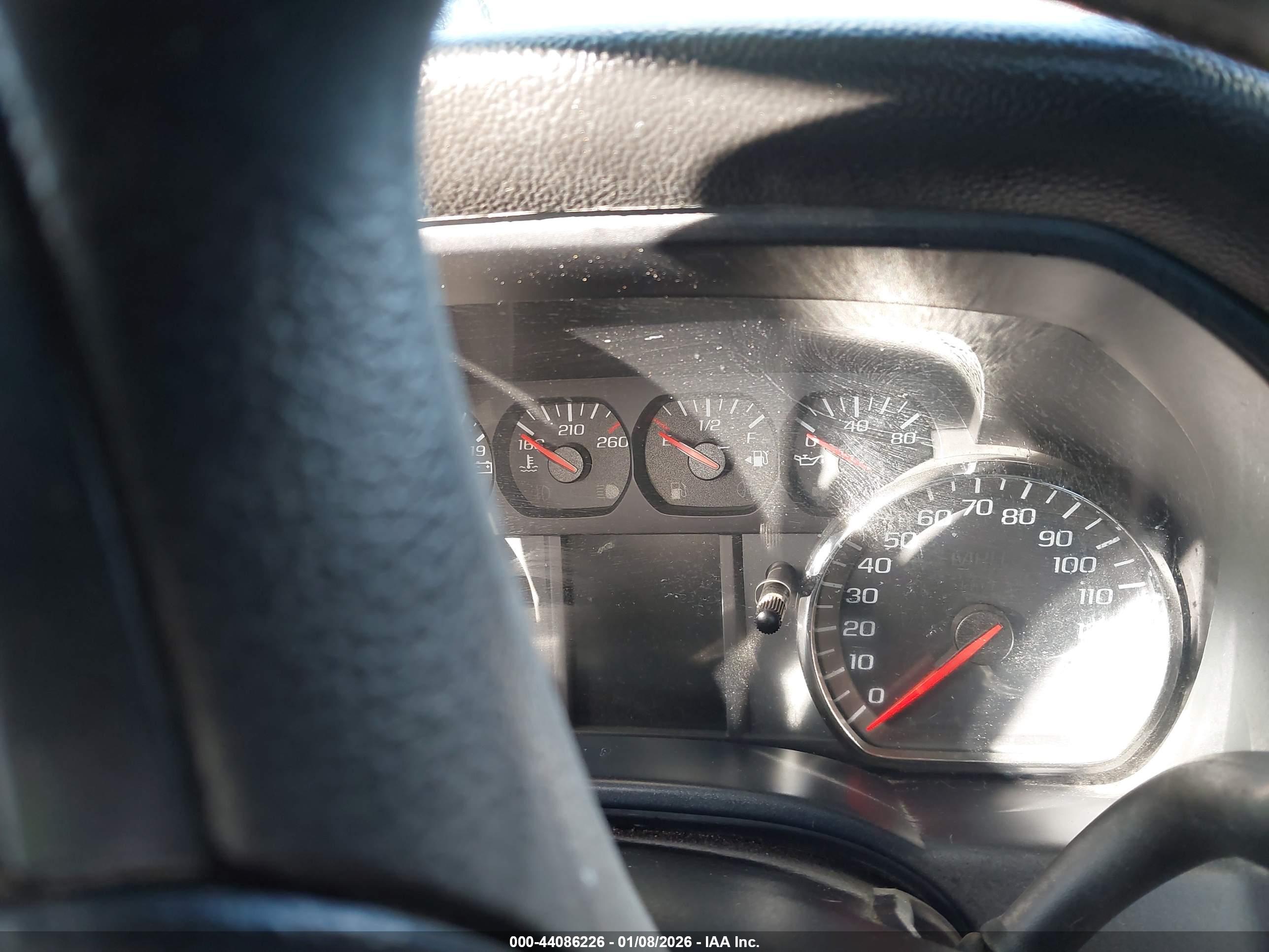GMC SIERRA image 7