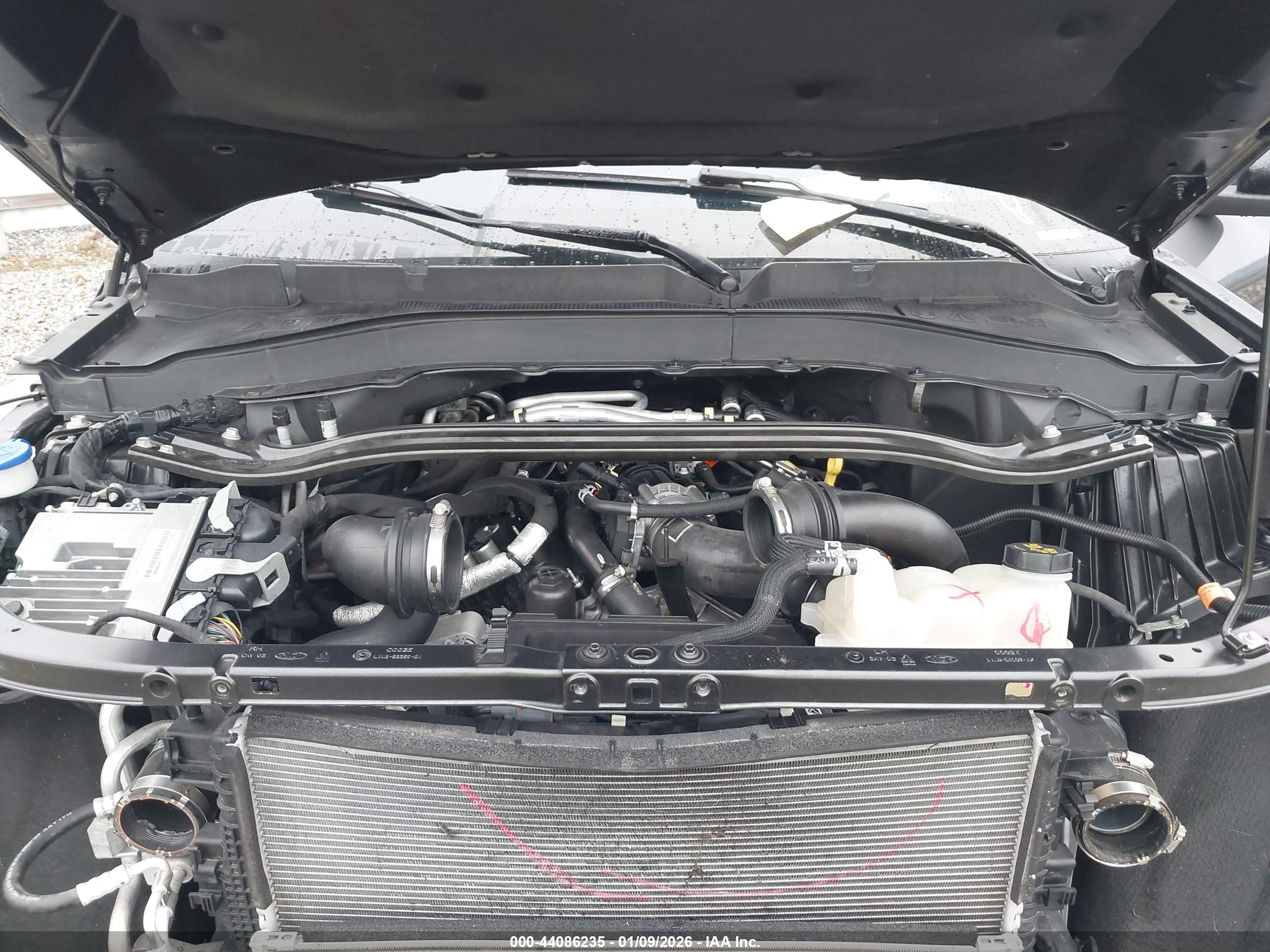 FORD EXPLORER image 10
