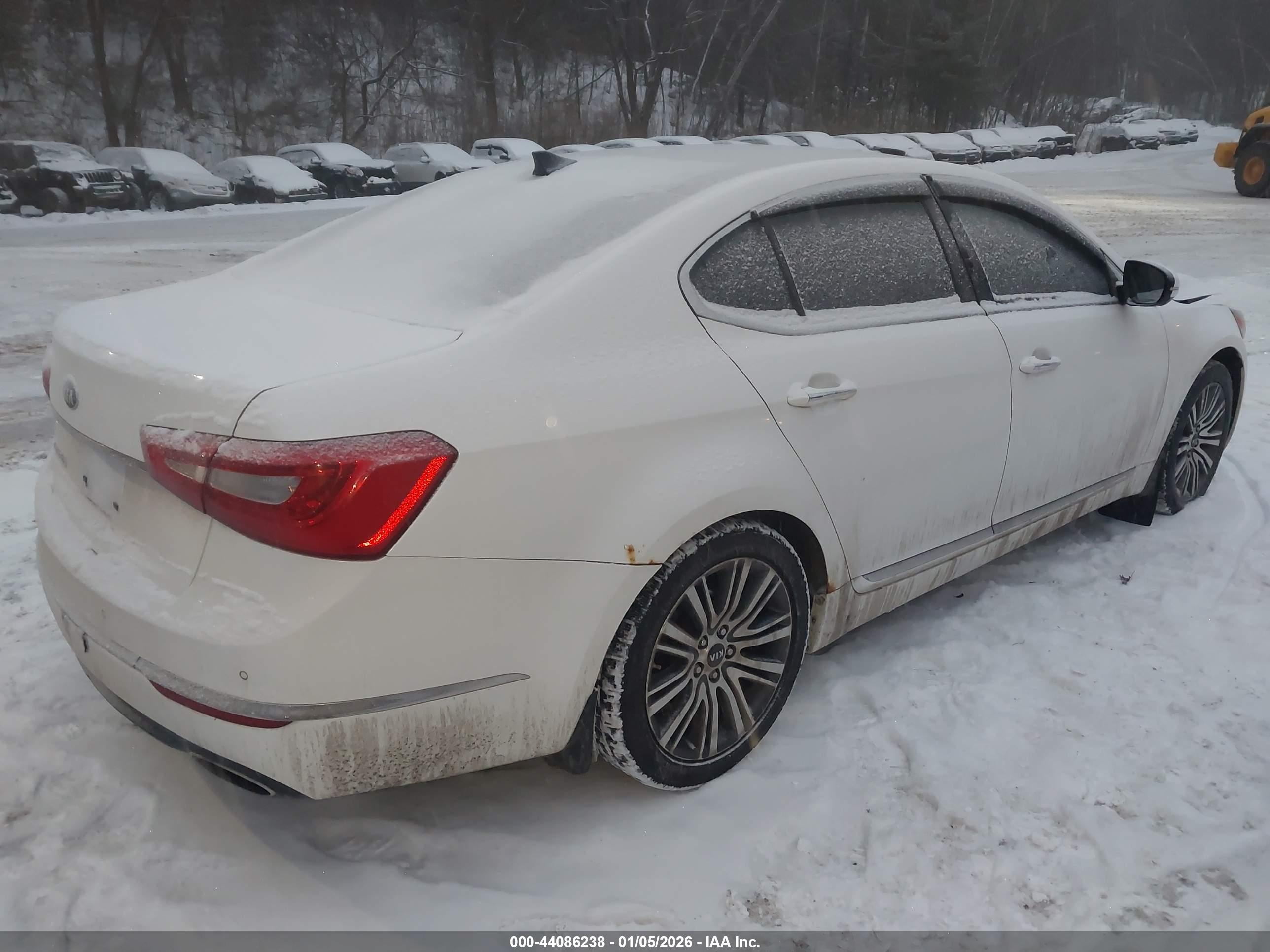 KIA CADENZA image 4
