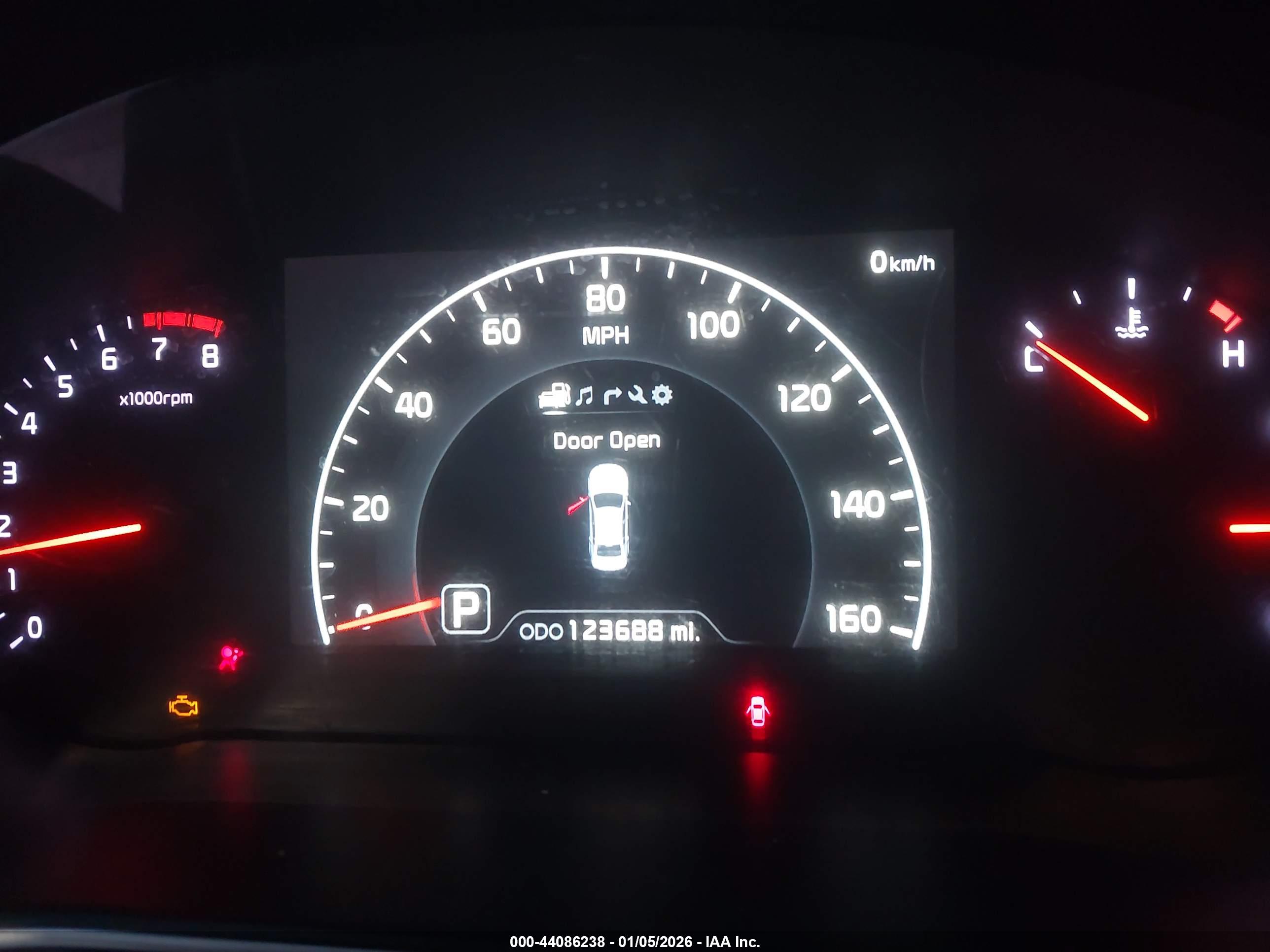 KIA CADENZA image 7