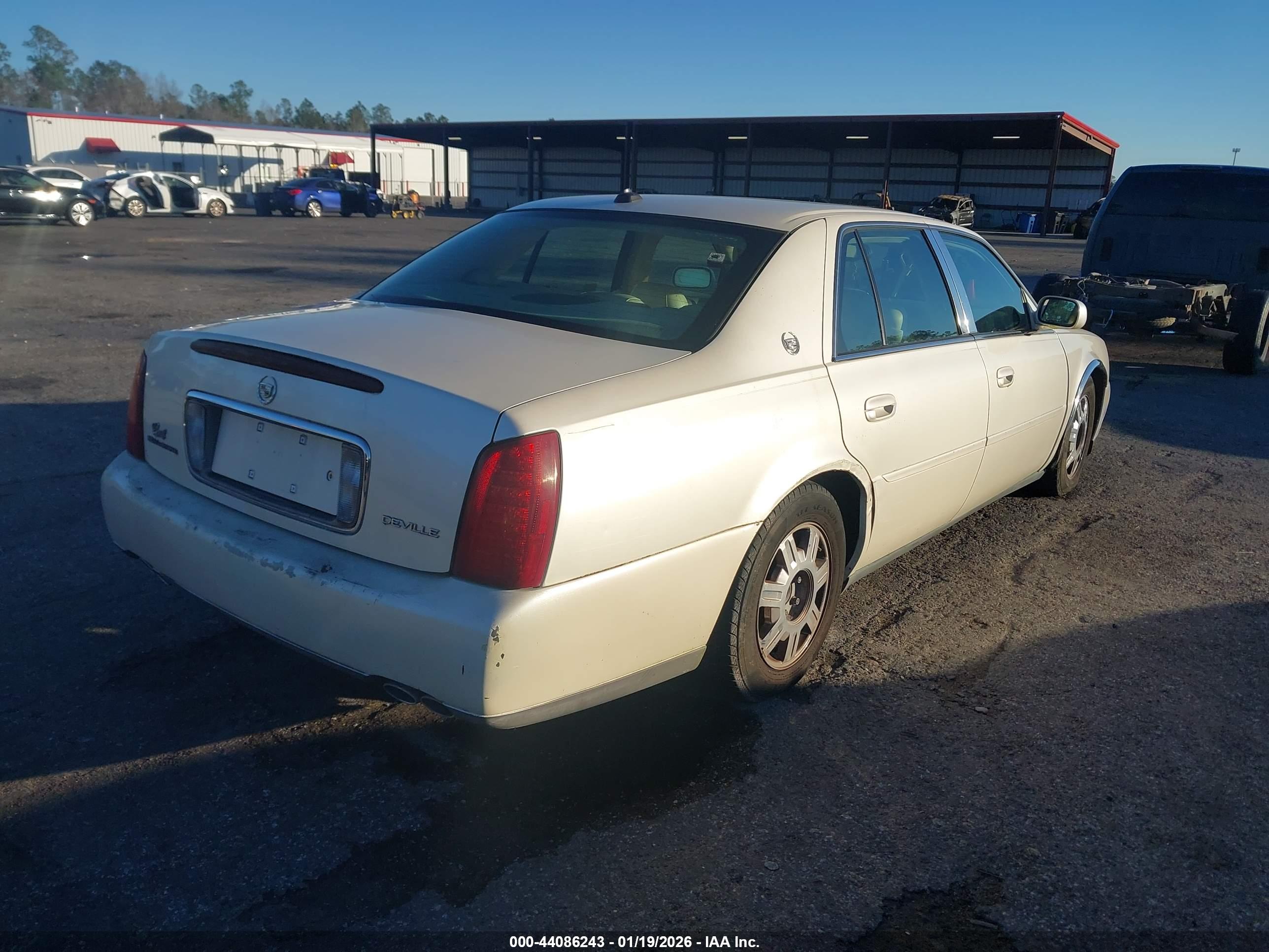 CADILLAC DEVILLE image 4