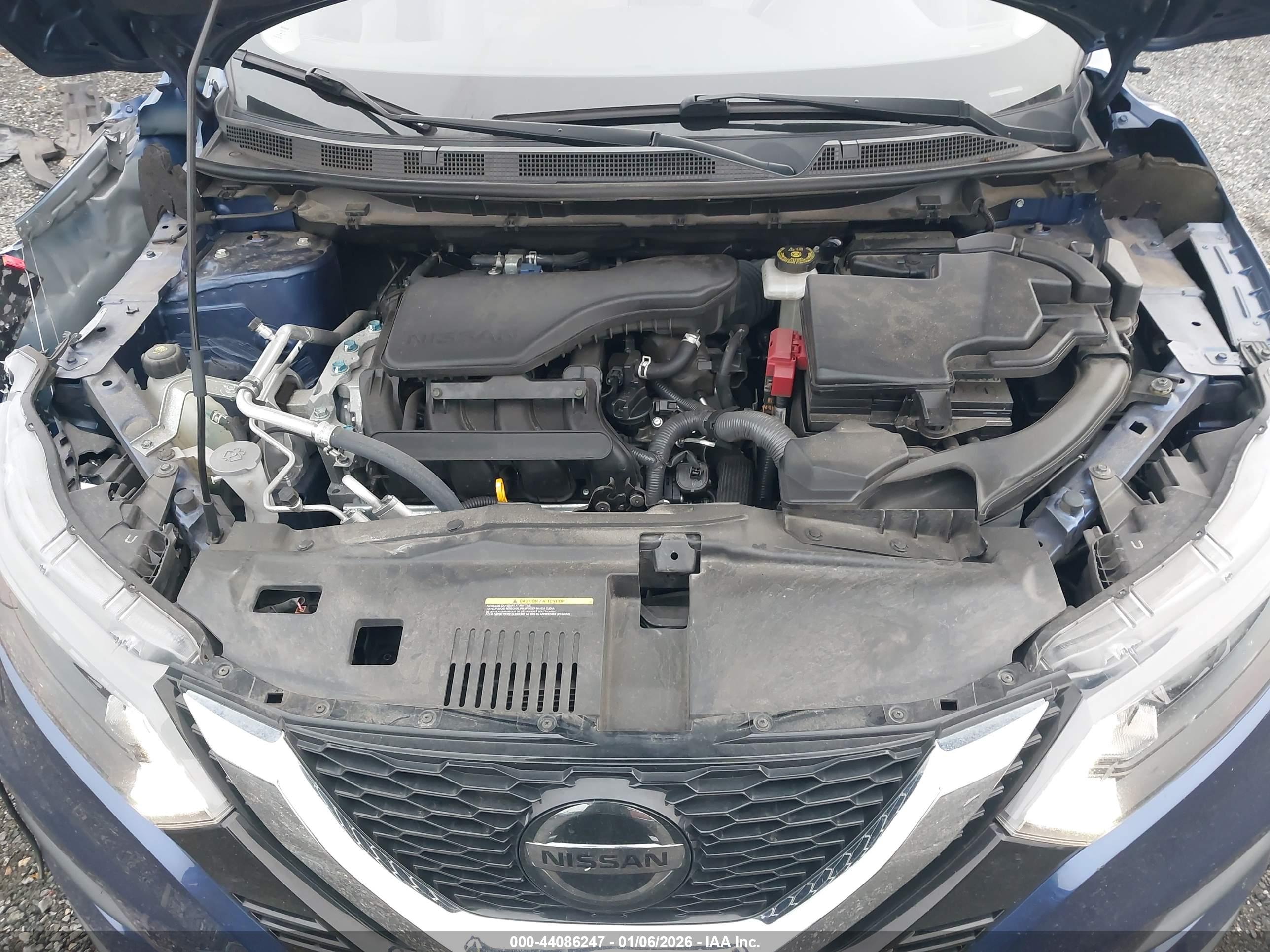 NISSAN ROGUE image 10