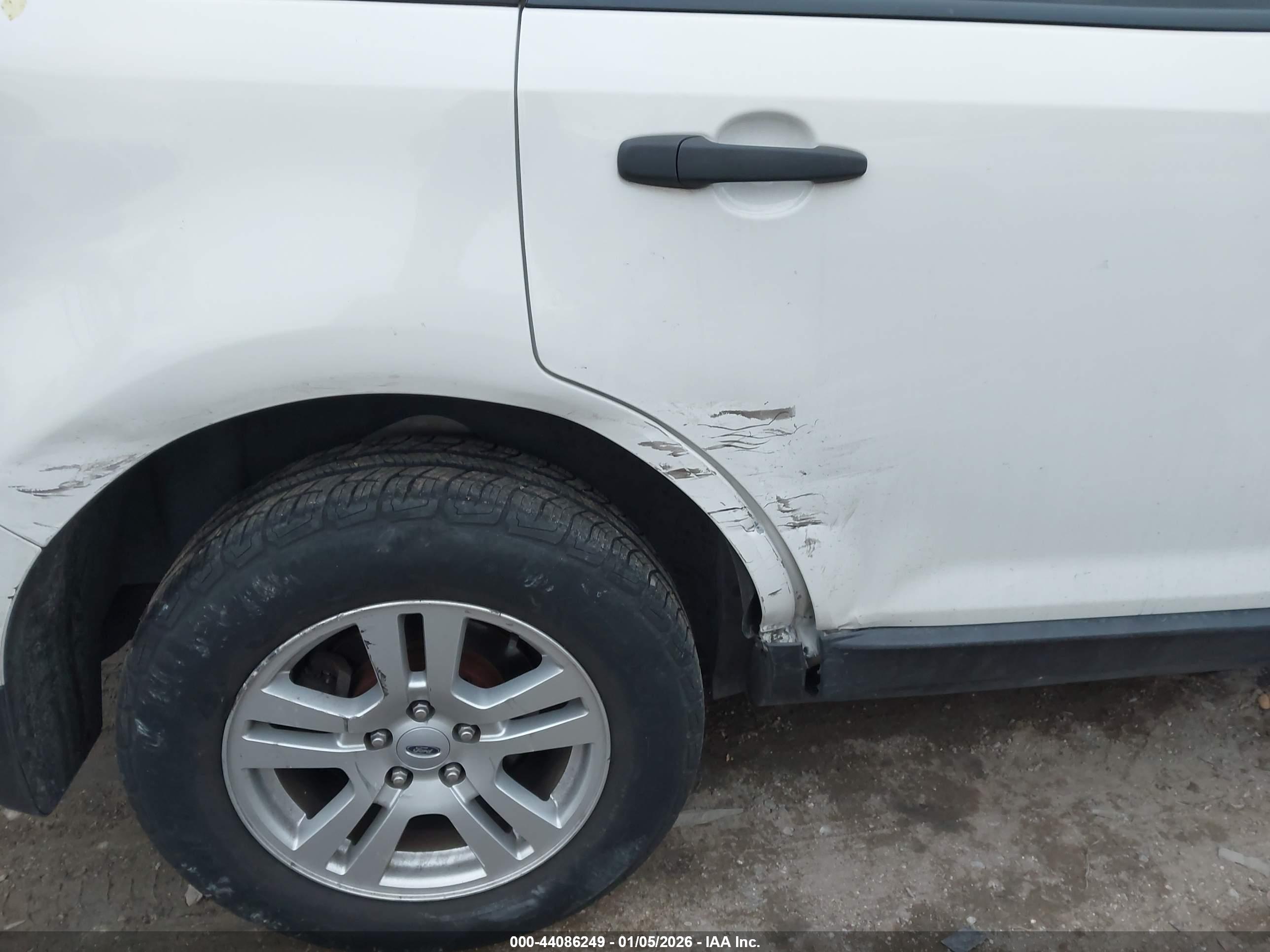 FORD EDGE image 6