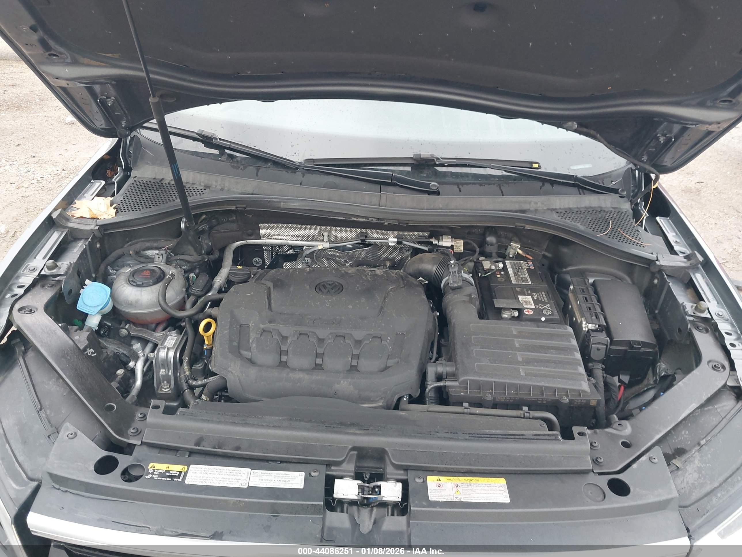 VOLKSWAGEN TIGUAN image 10