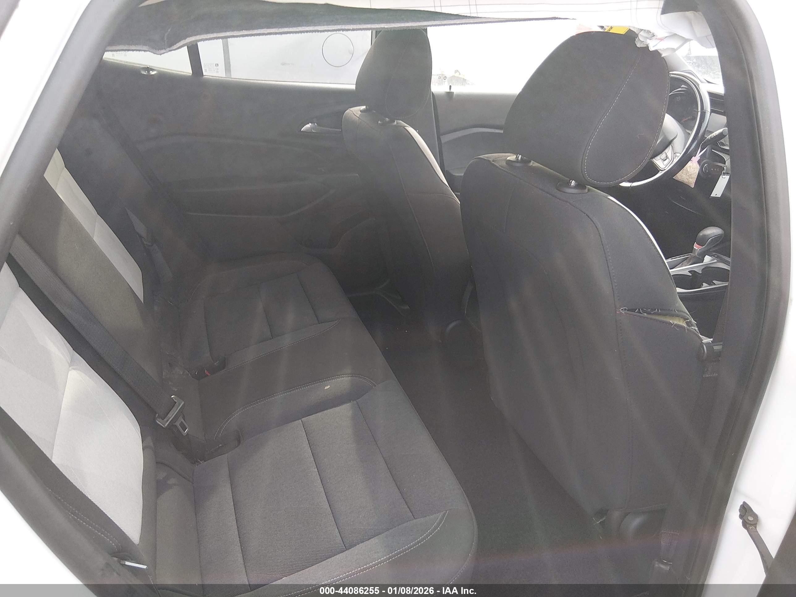 CHEVROLET TRAX image 8