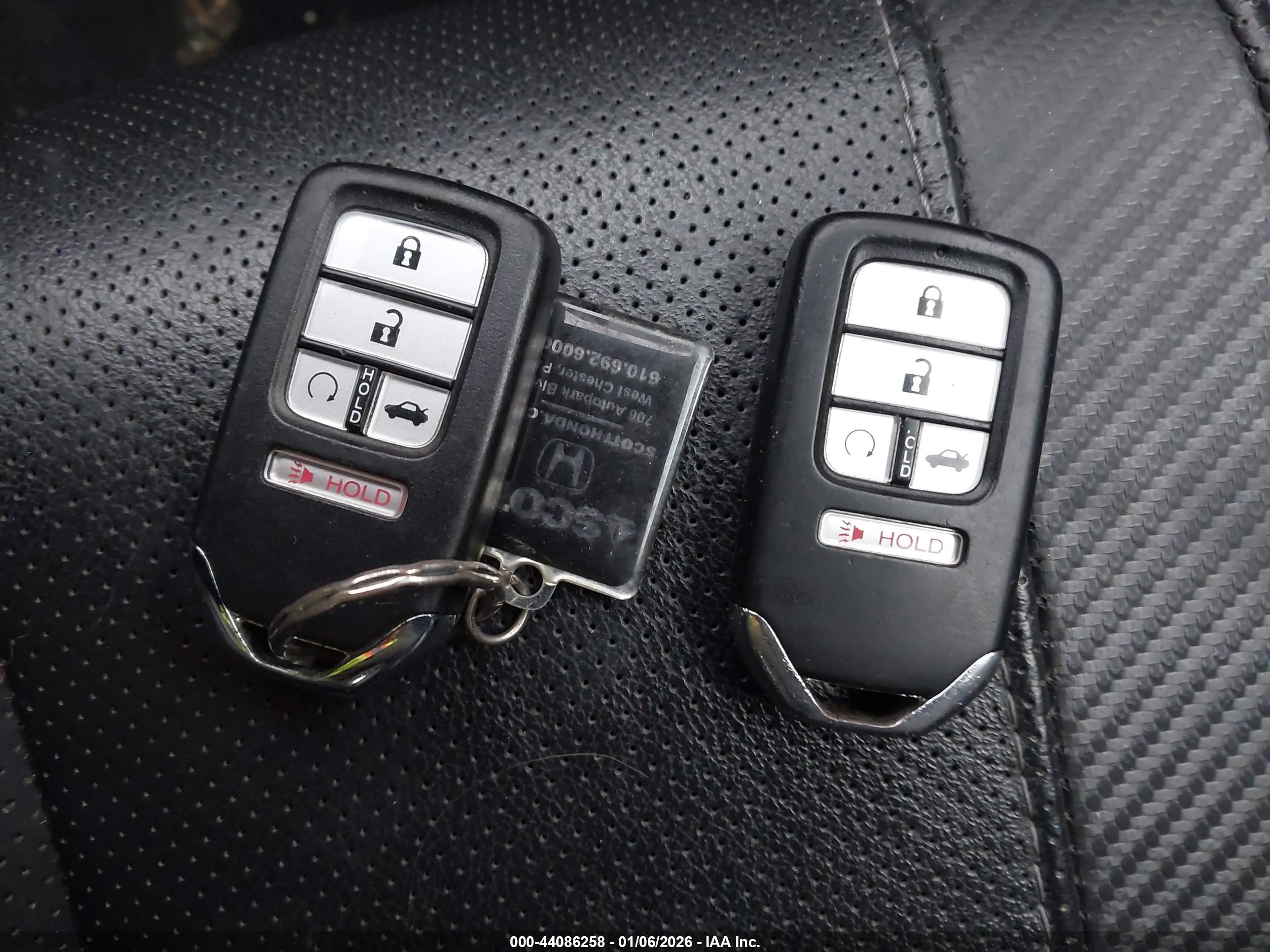 HONDA CIVIC image 11