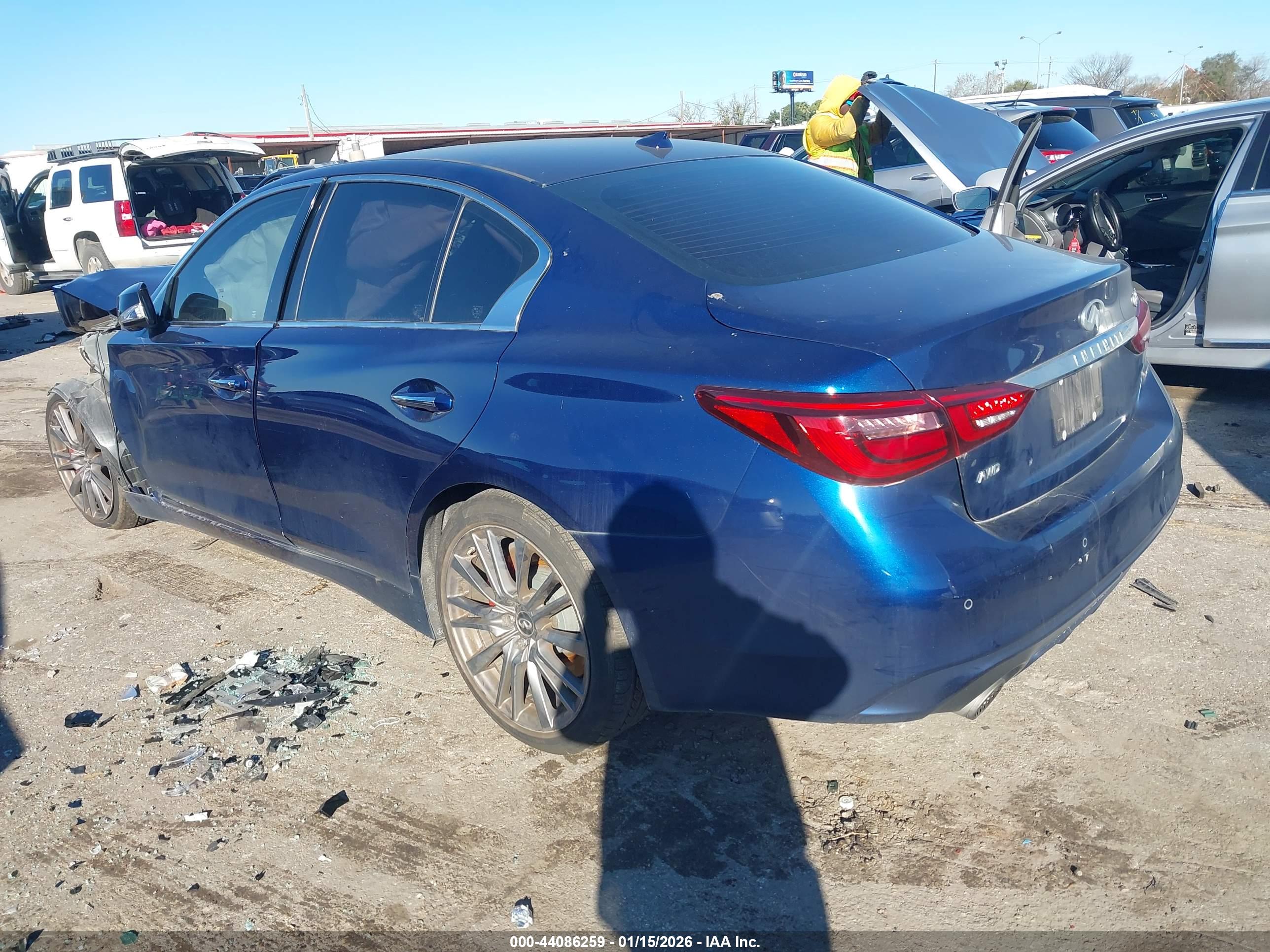 INFINITI Q50 image 3
