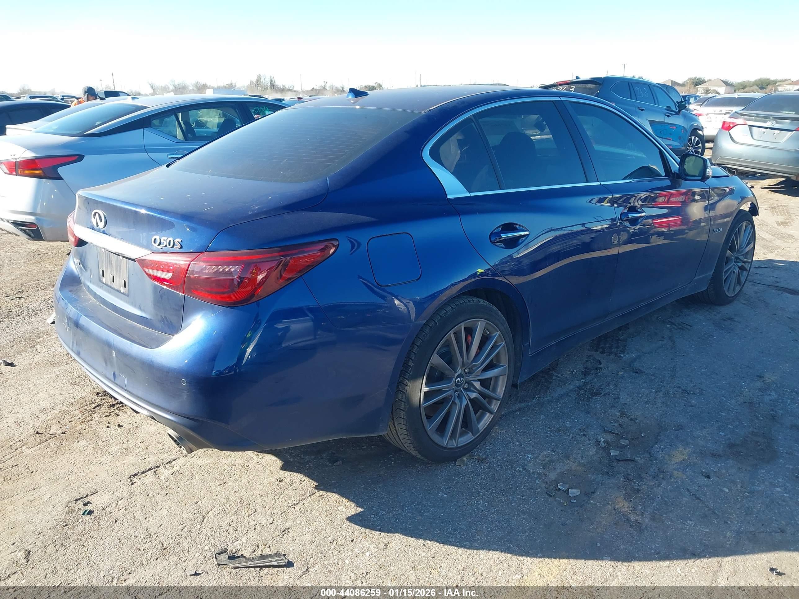 INFINITI Q50 image 4