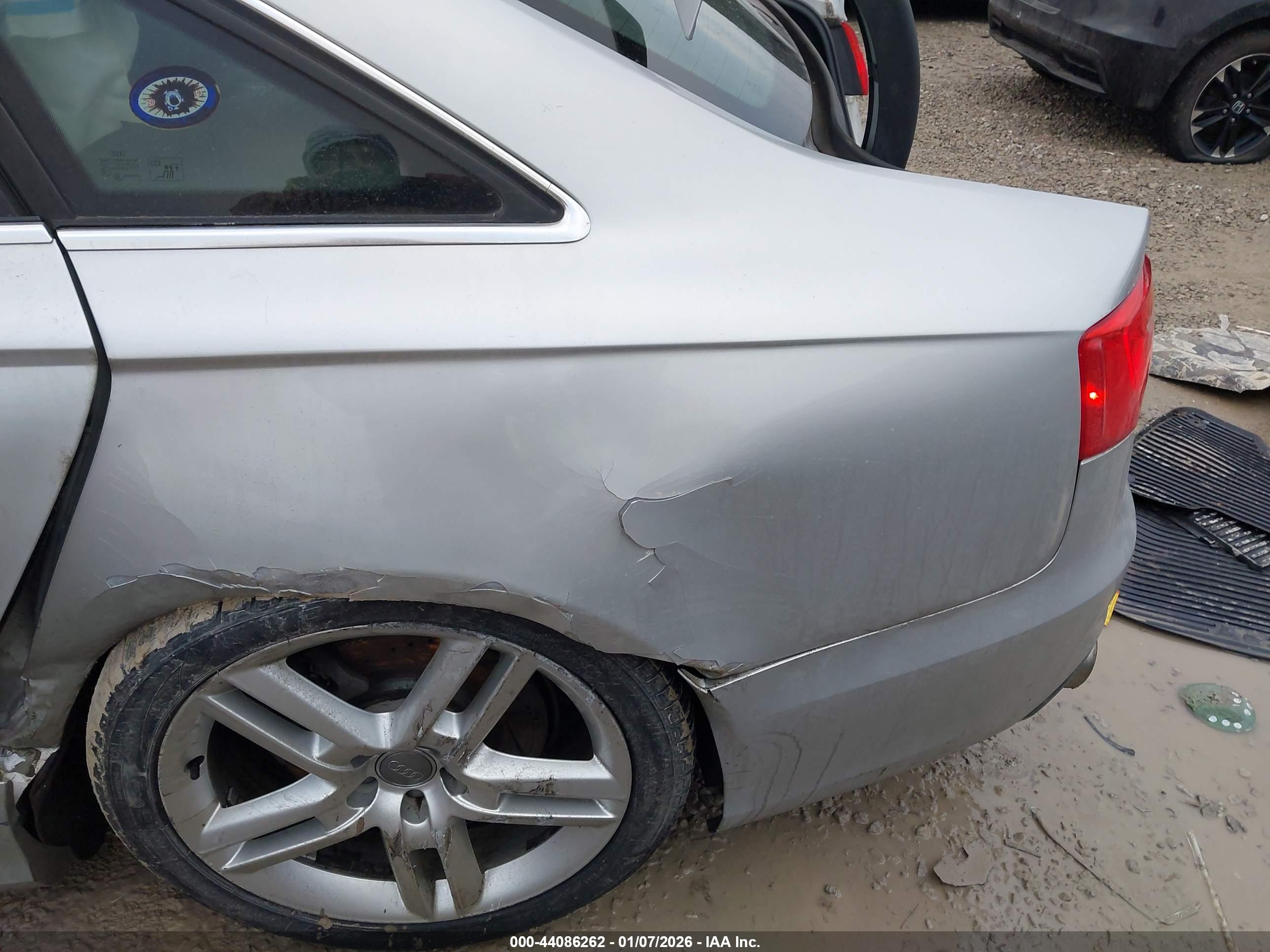 AUDI A6 image 6