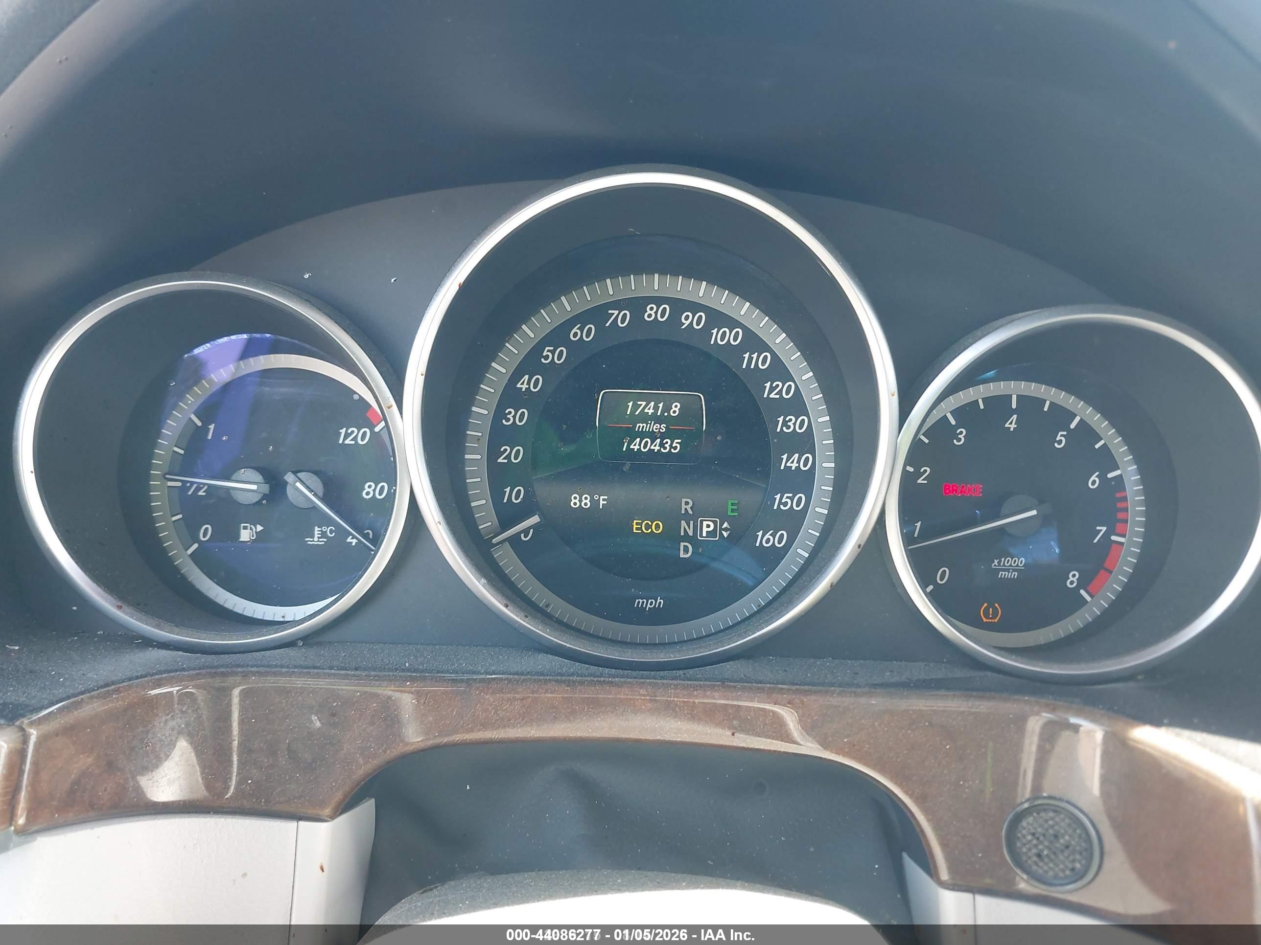 MERCEDES-BENZ E image 7