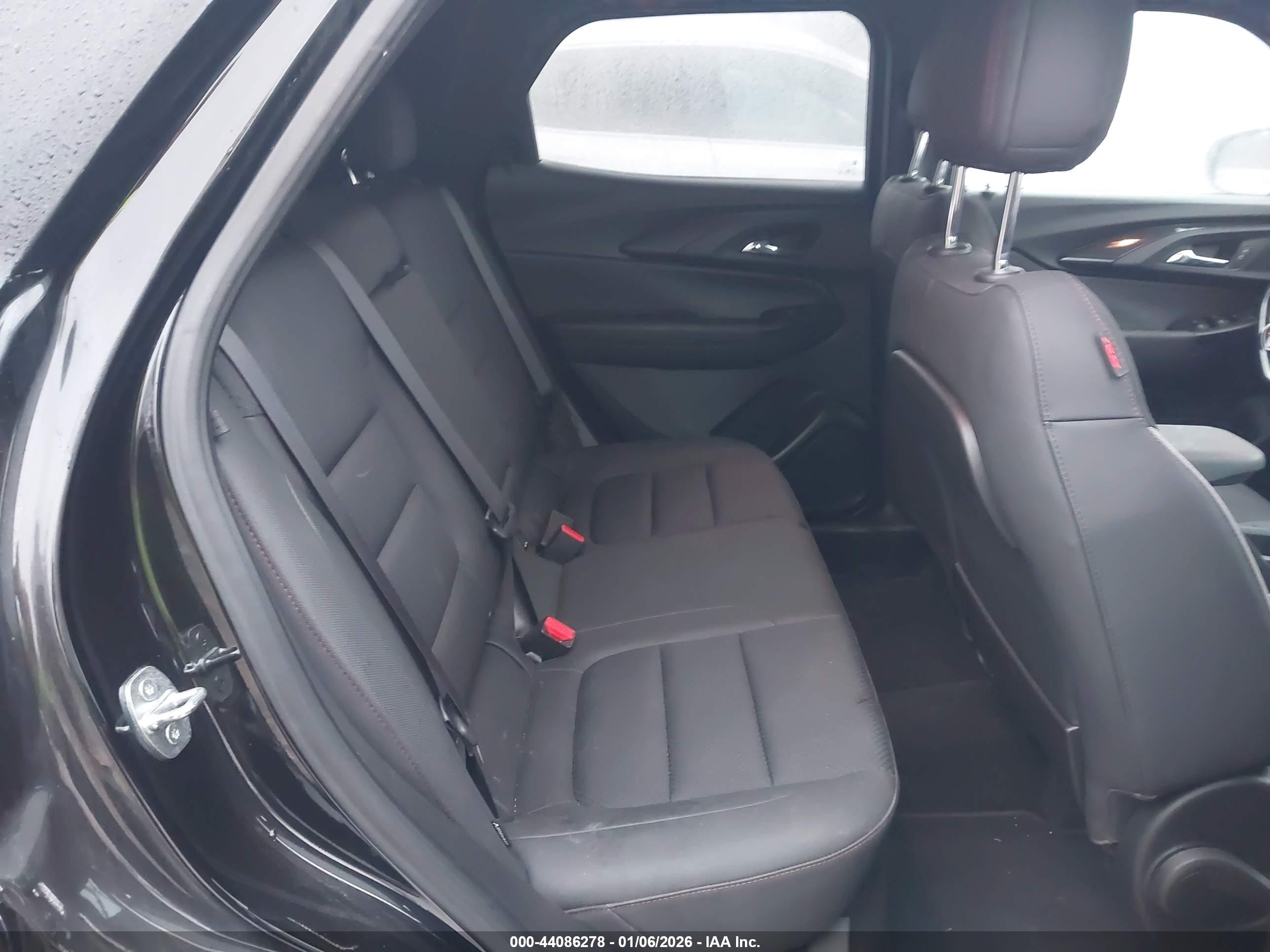 CHEVROLET TRAILBLAZER image 8