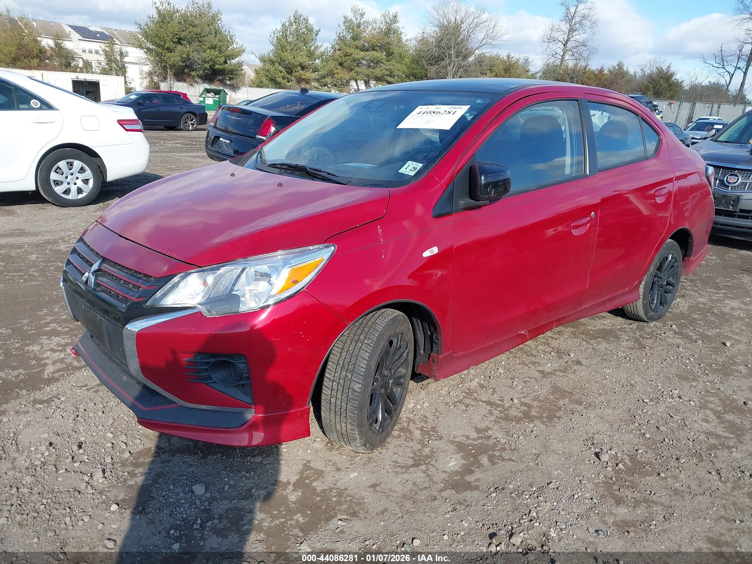 MITSUBISHI MIRAGE image 2