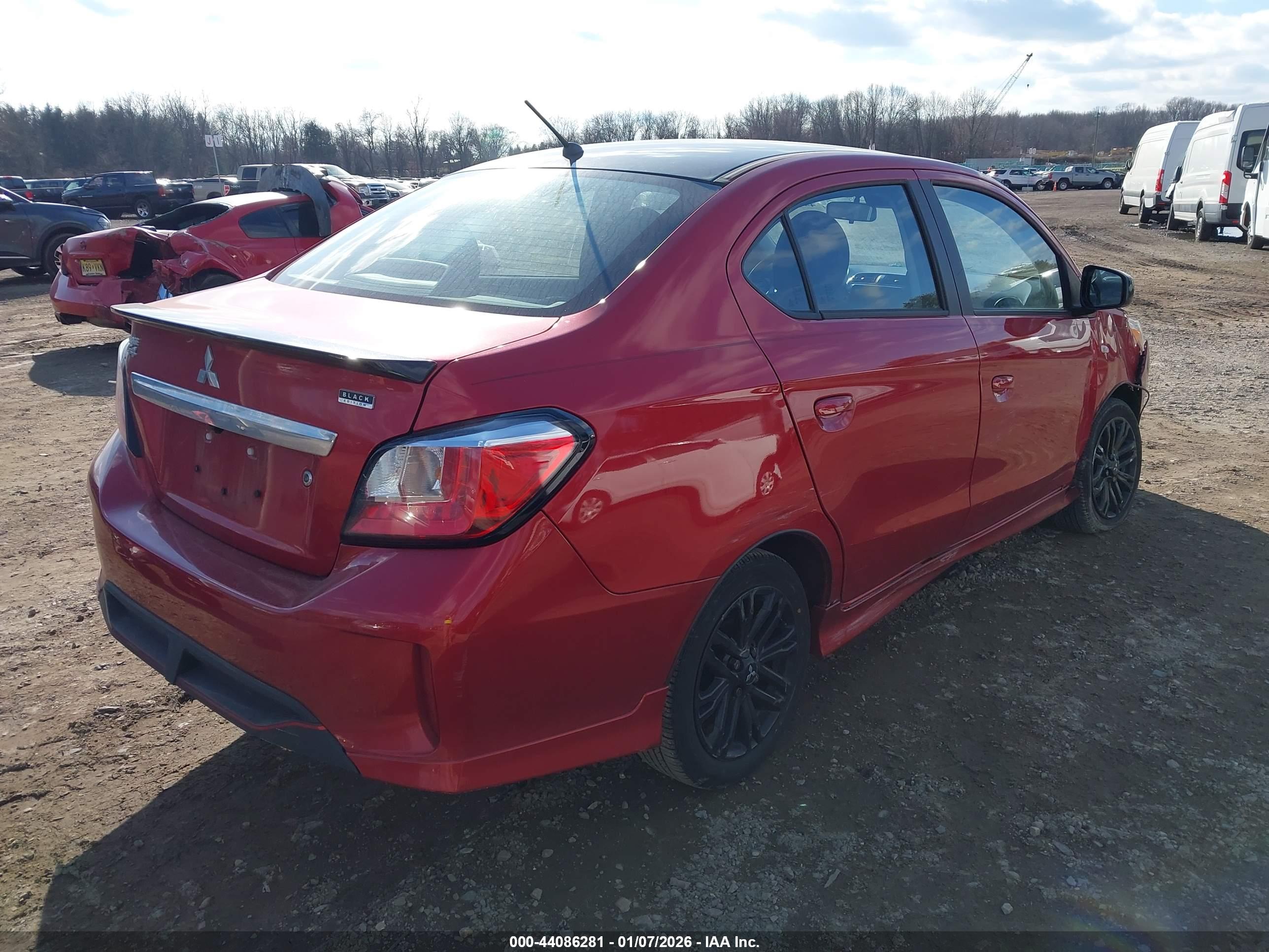 MITSUBISHI MIRAGE image 4