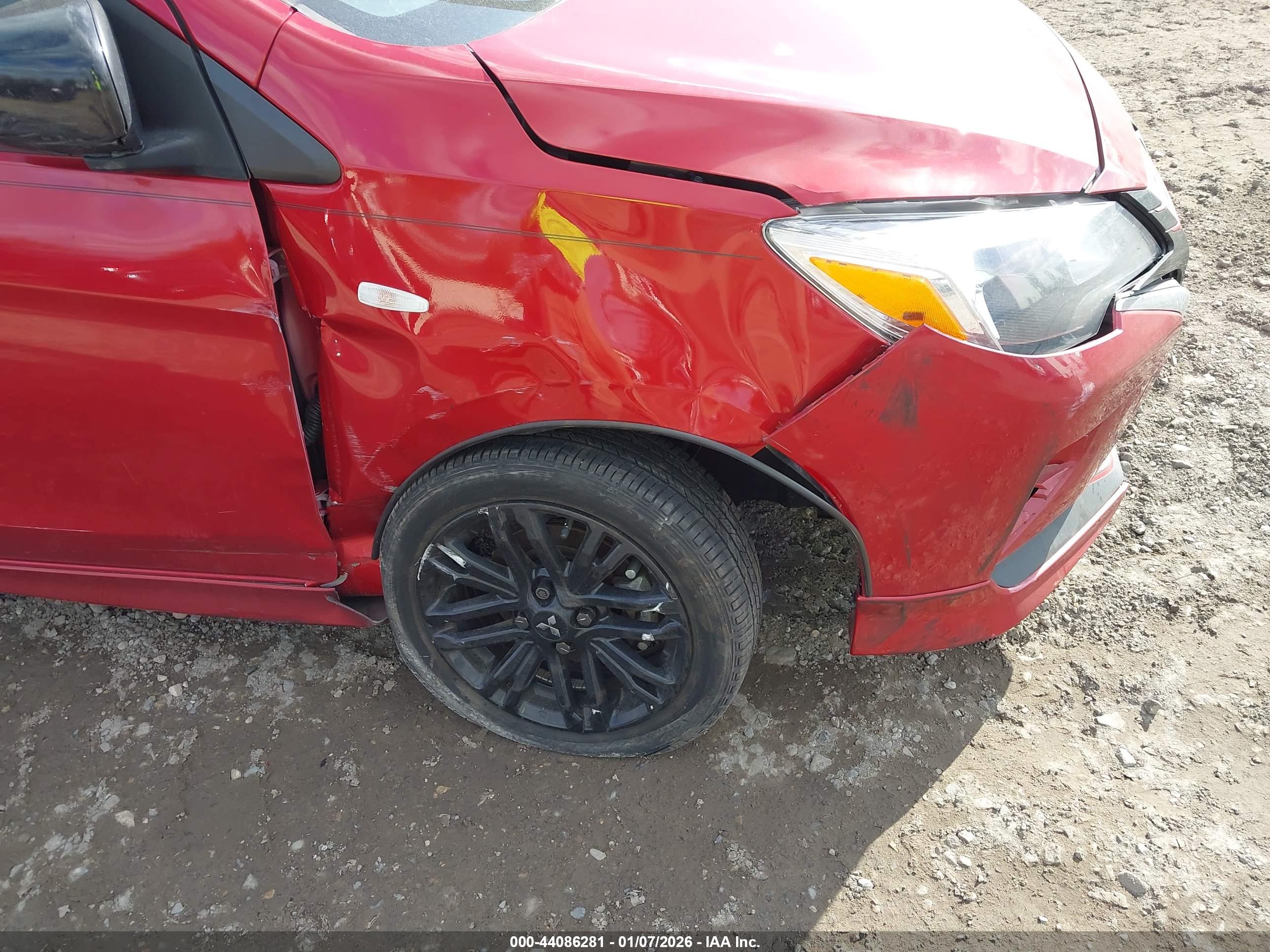 MITSUBISHI MIRAGE image 6