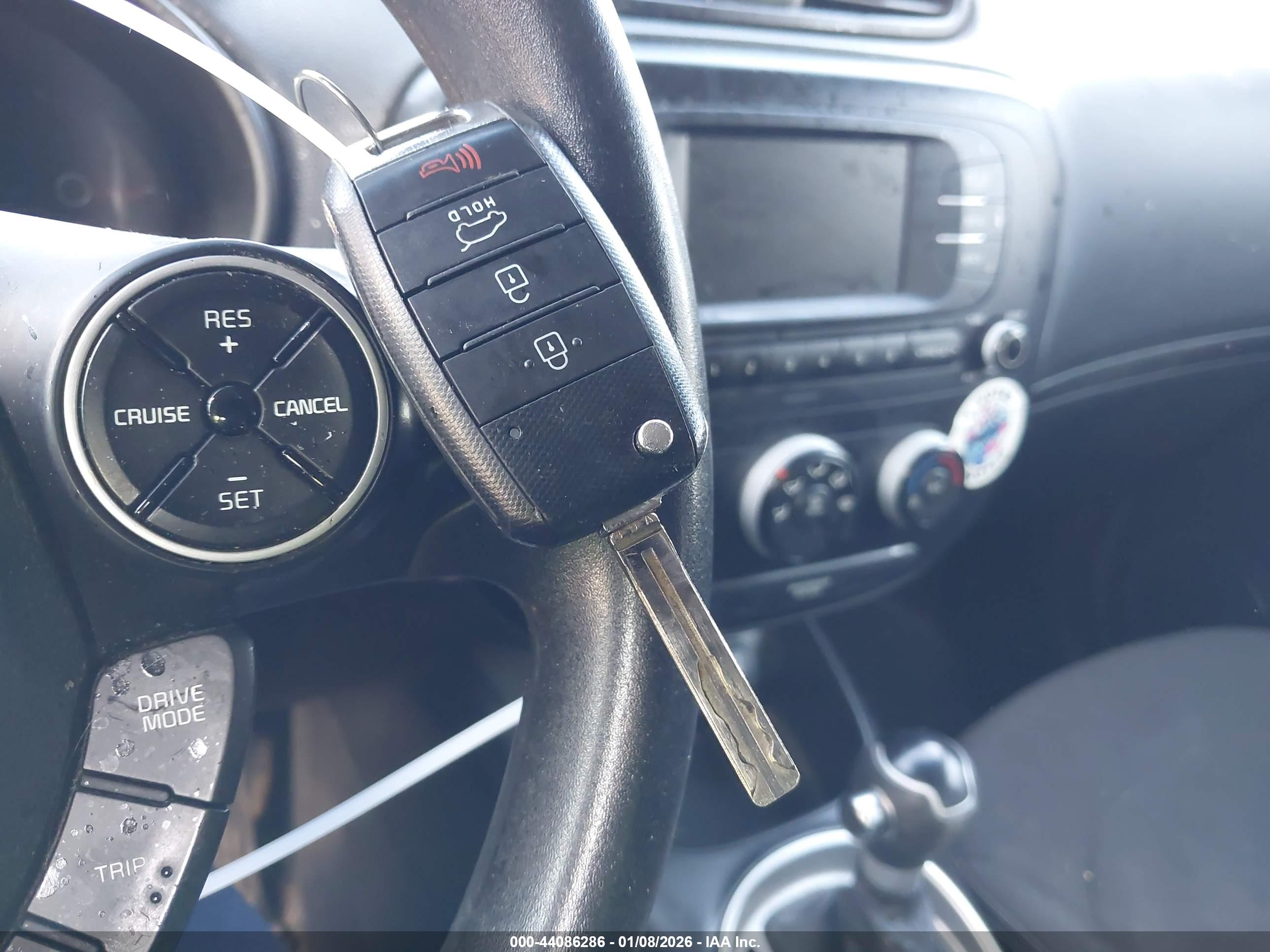 KIA SOUL image 11