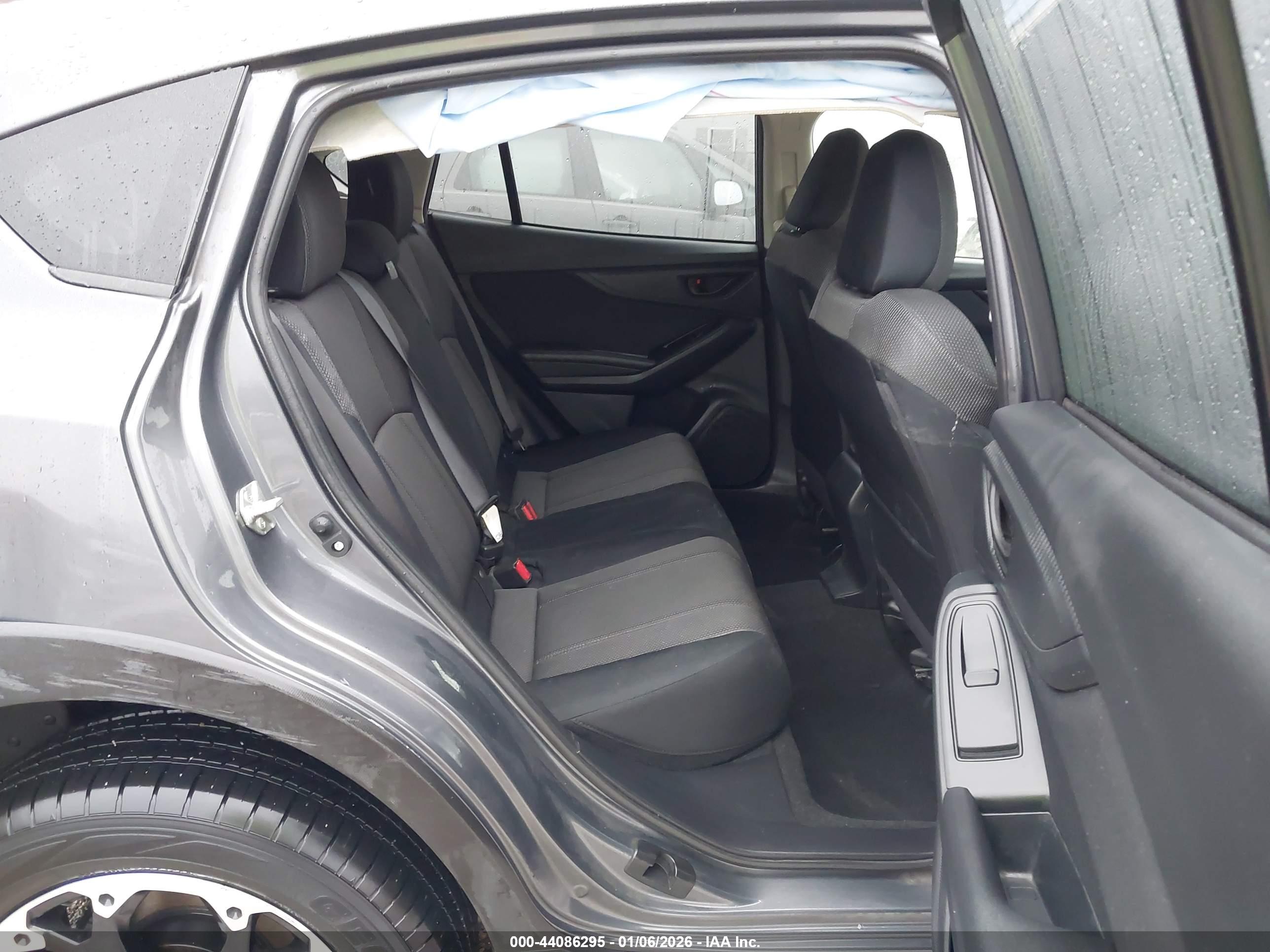 SUBARU CROSSTREK image 8