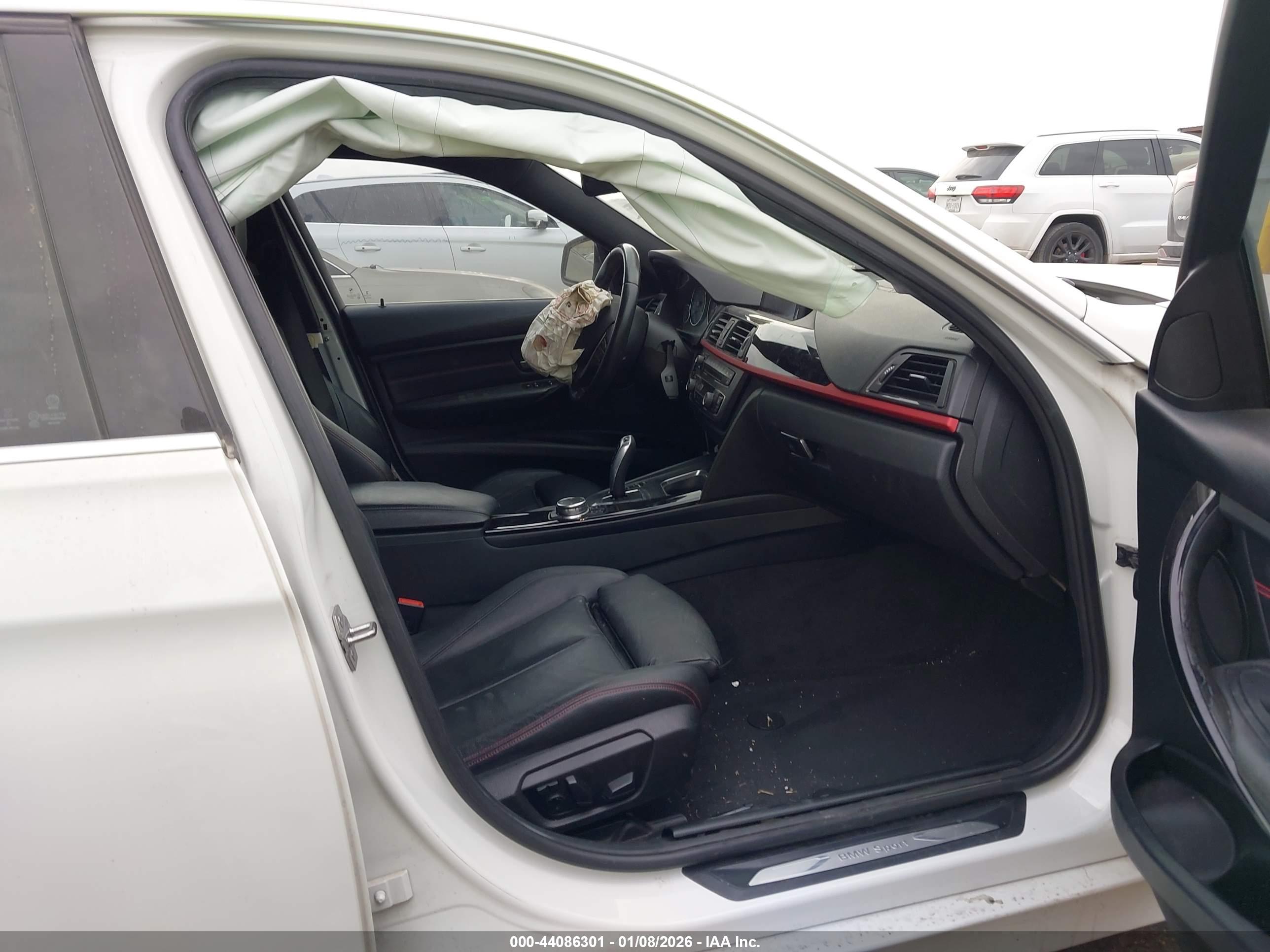 BMW 335I image 5