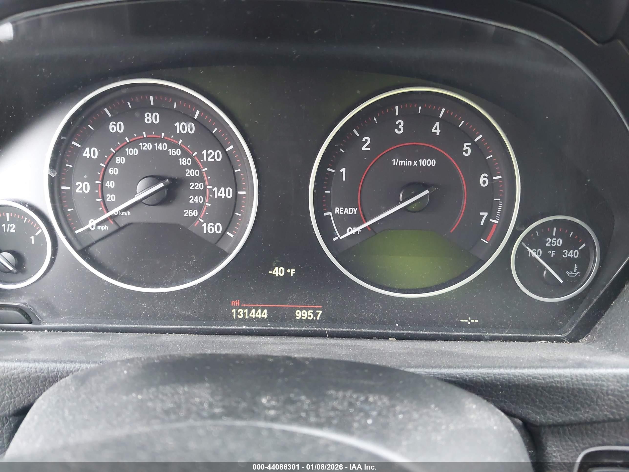 BMW 335I image 7