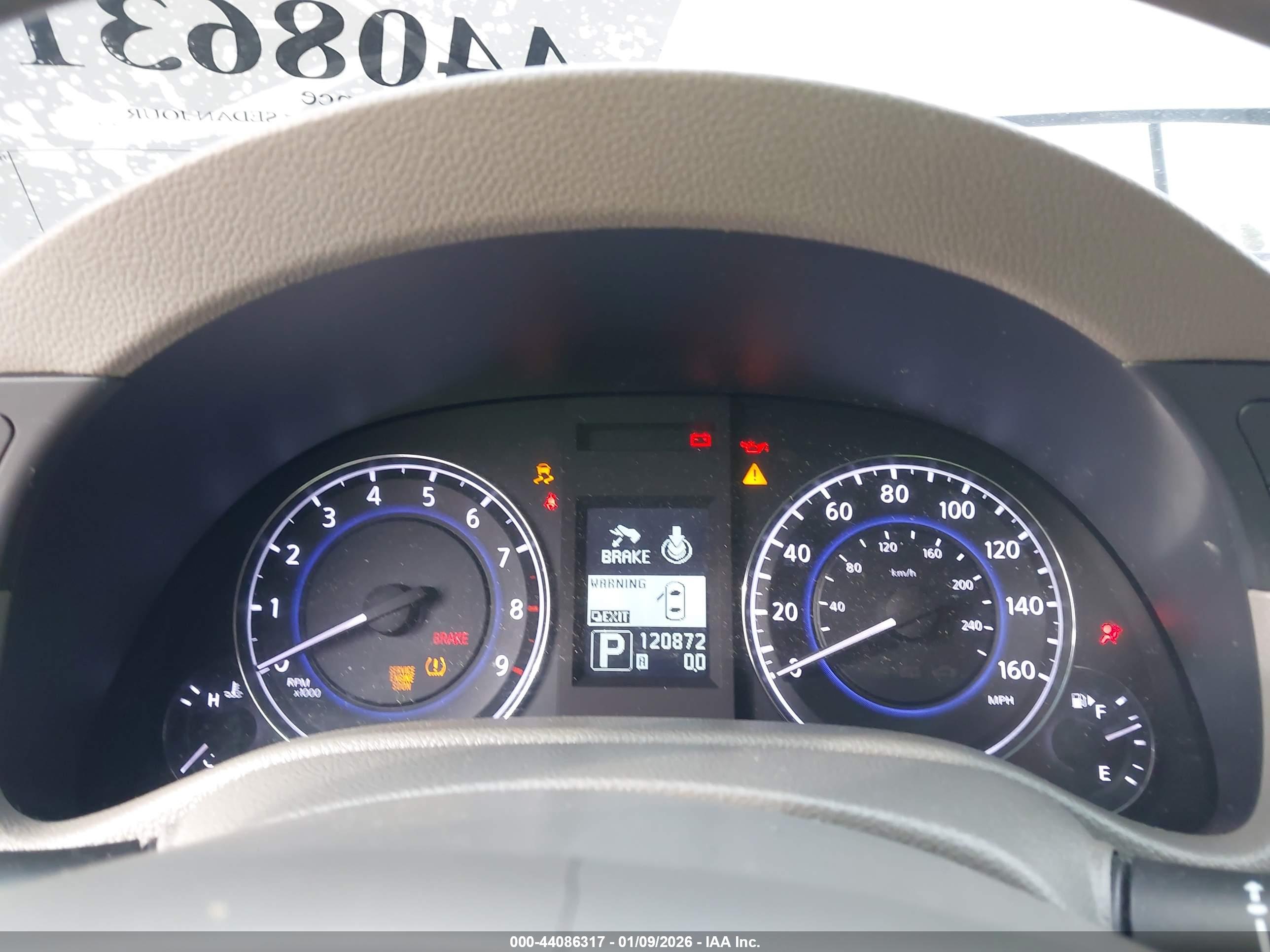 INFINITI G37 image 7