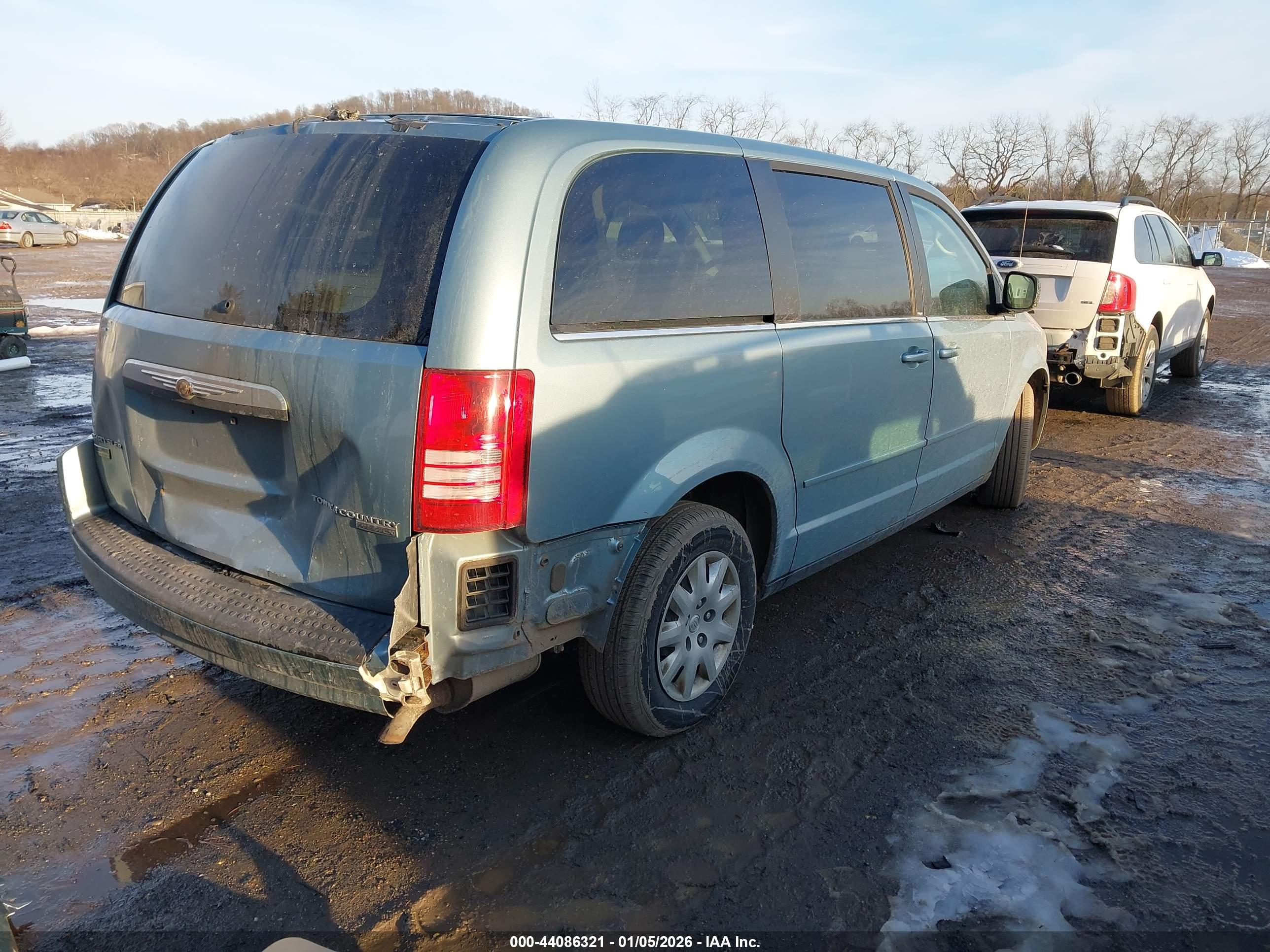 CHRYSLER TOWN image 4