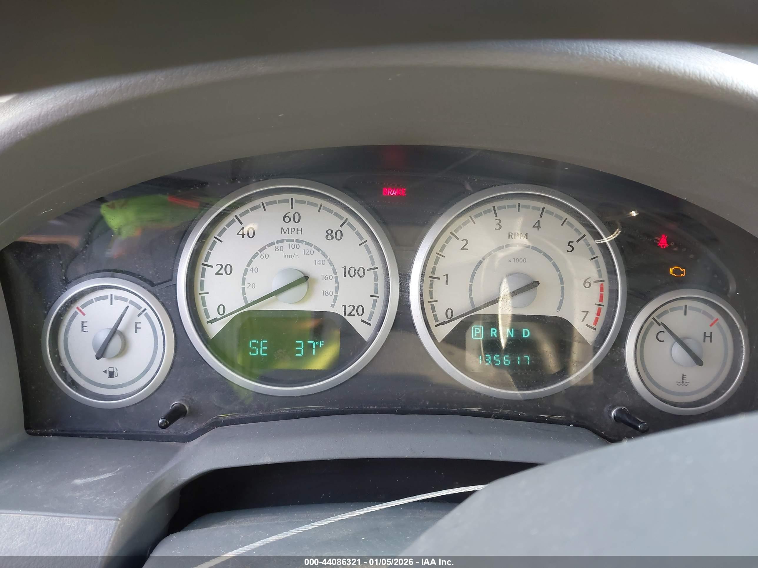 CHRYSLER TOWN image 7