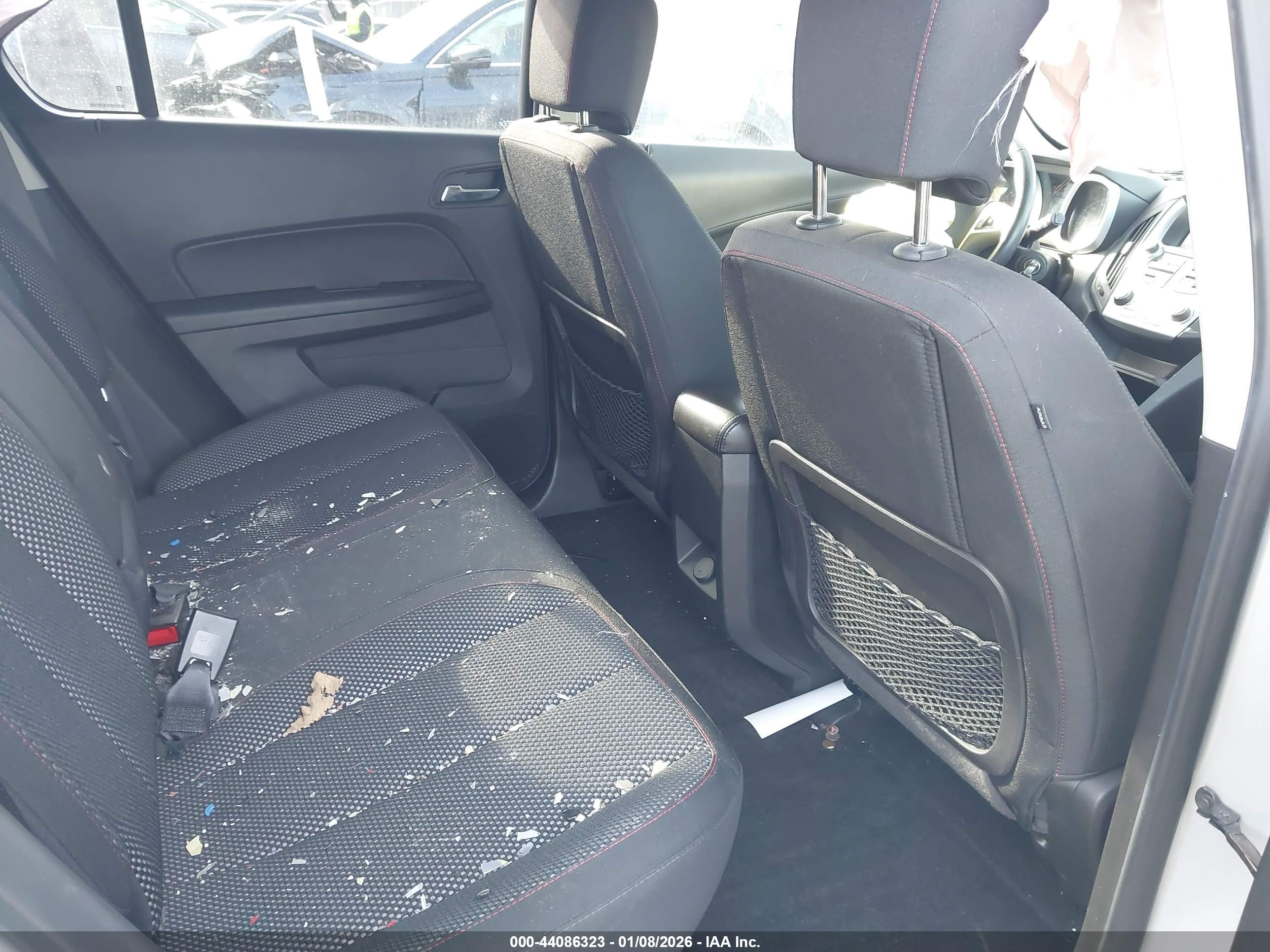 CHEVROLET EQUINOX image 8