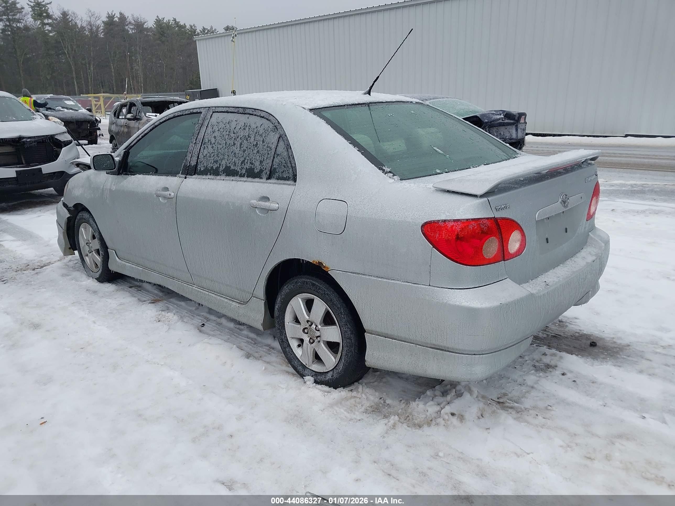 TOYOTA COROLLA image 3