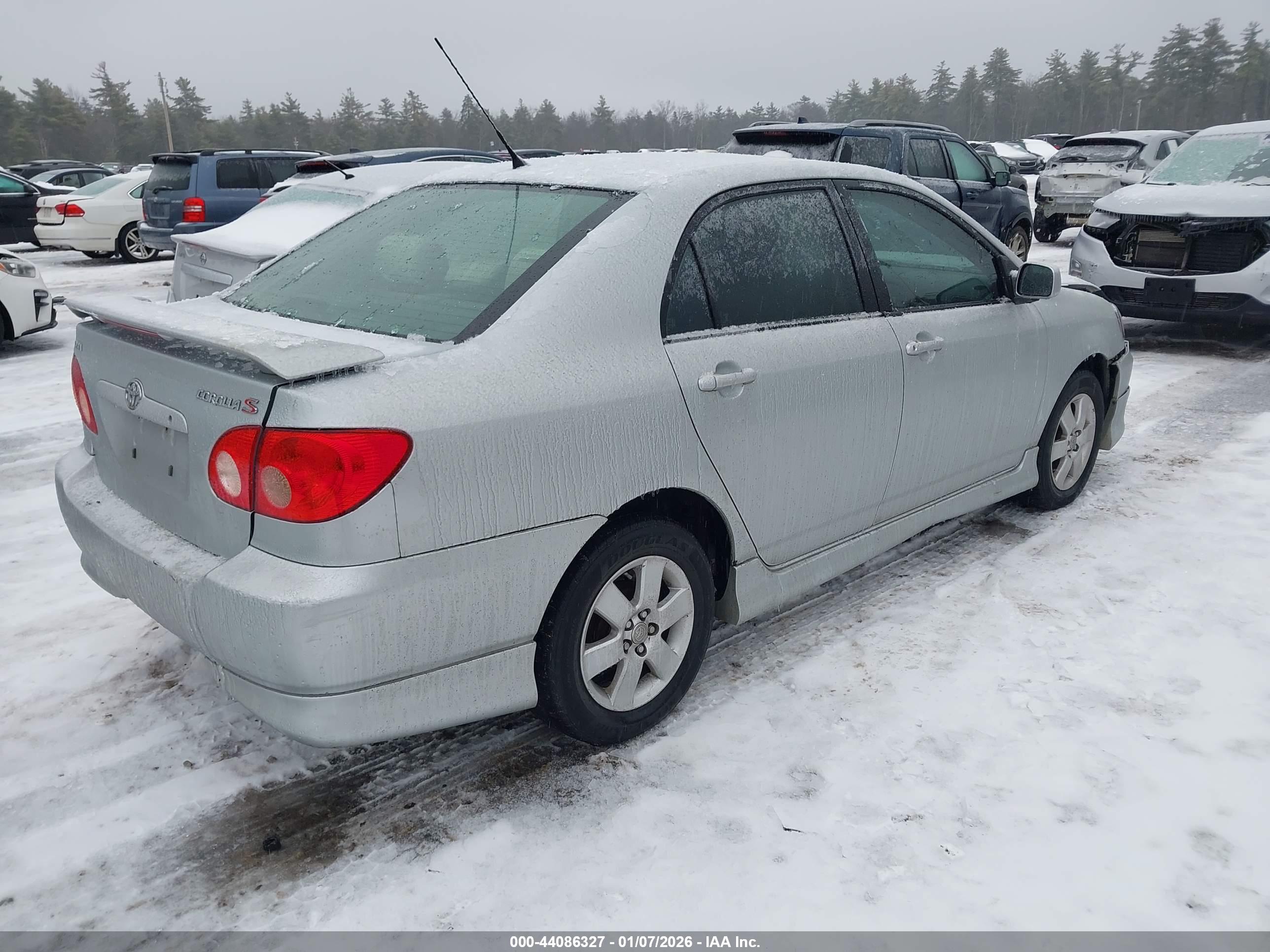 TOYOTA COROLLA image 4