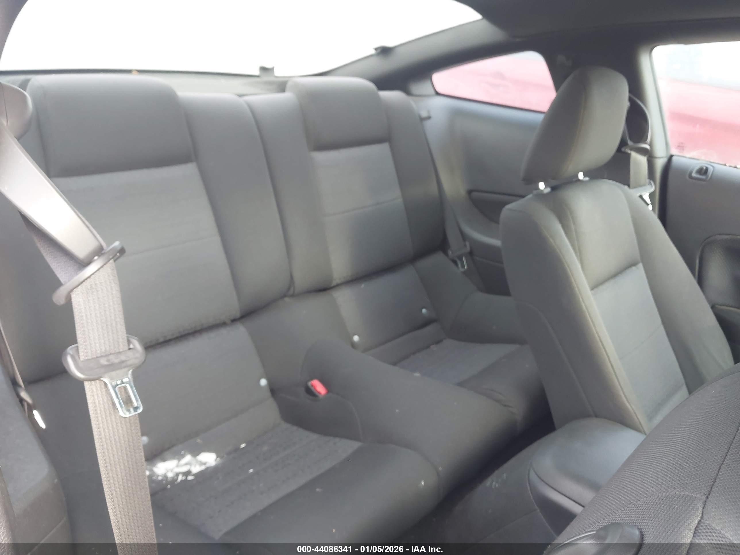 FORD MUSTANG image 8