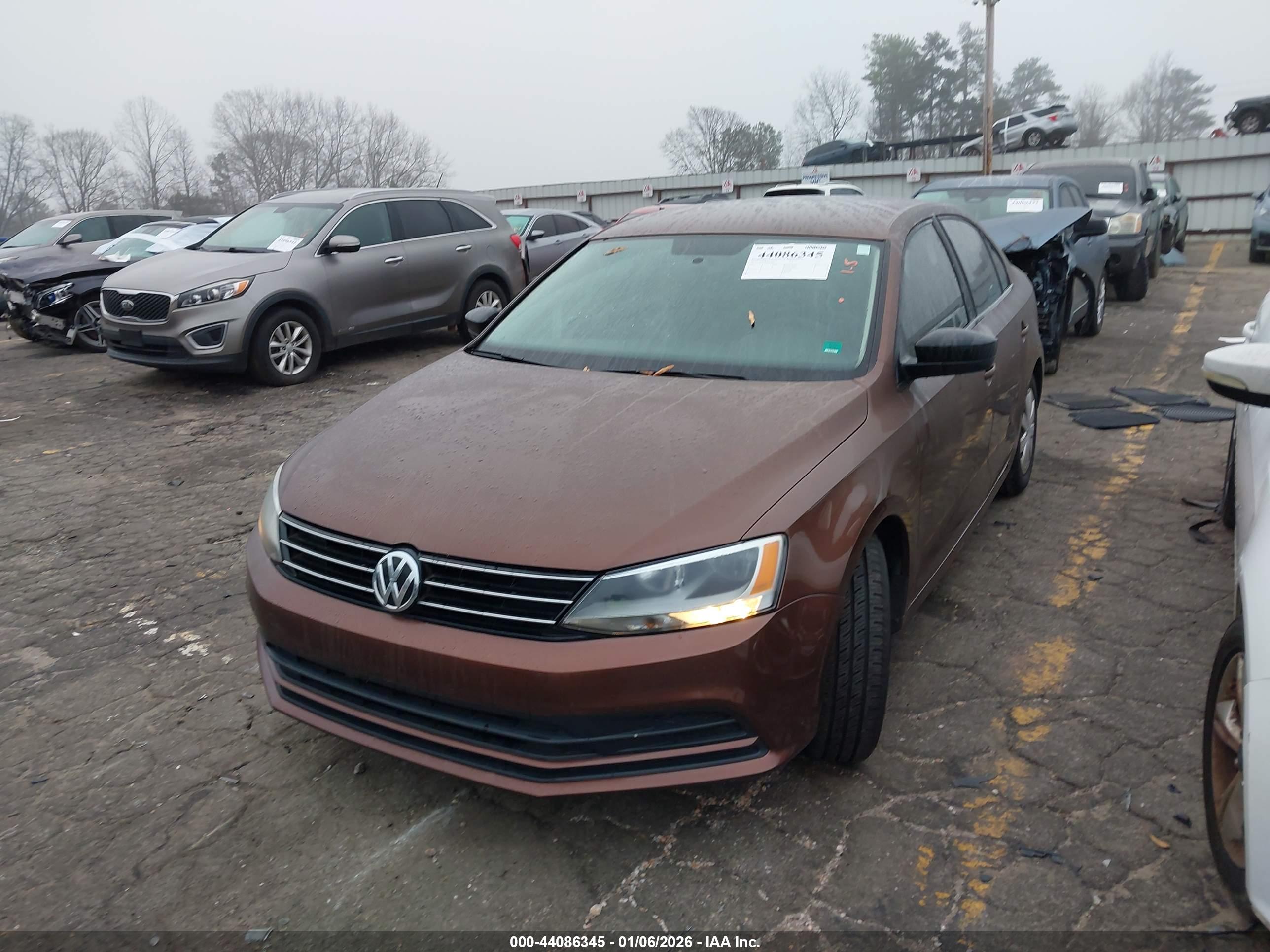 VOLKSWAGEN JETTA image 2